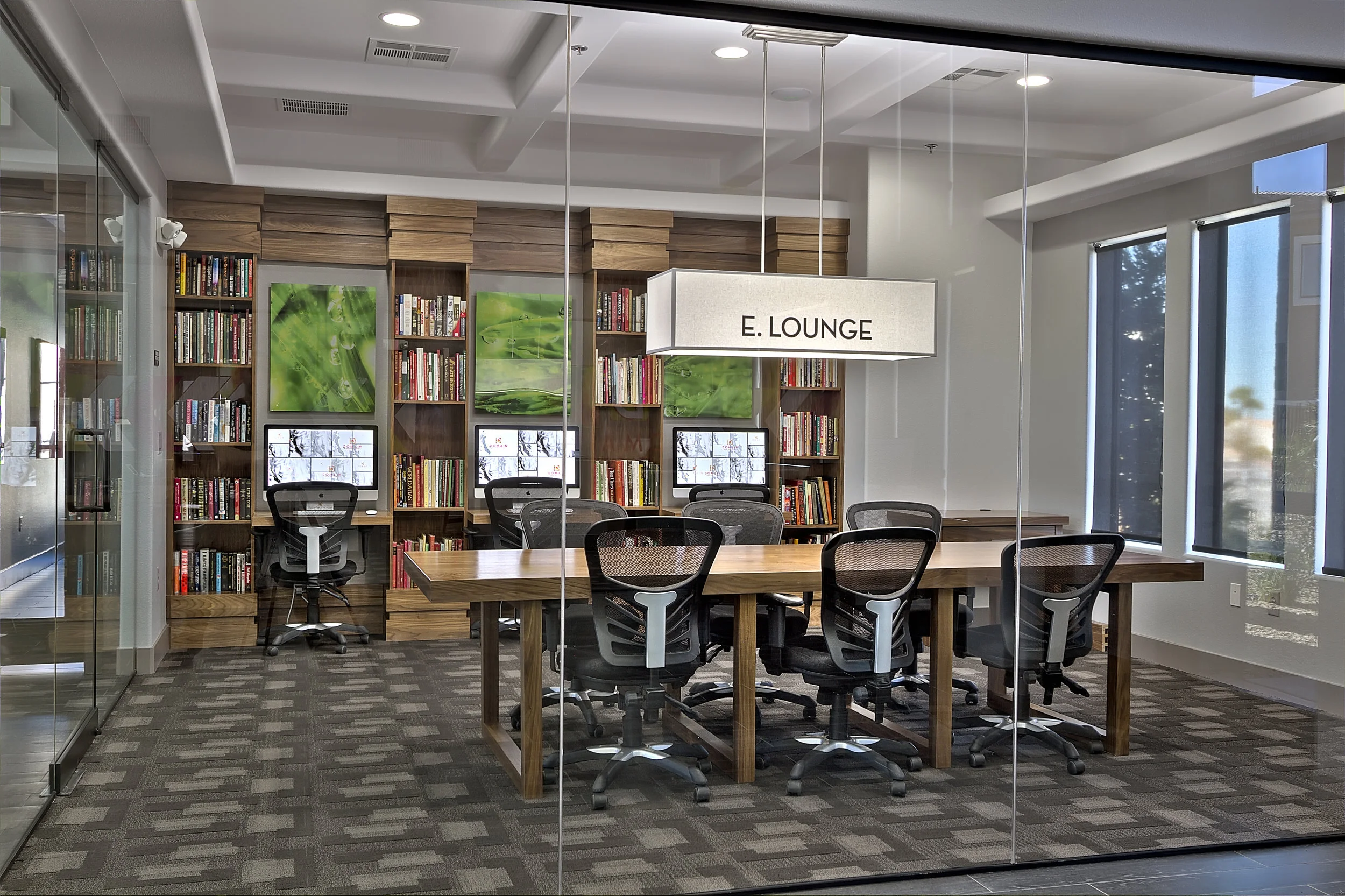 Domain ELounge.jpg
