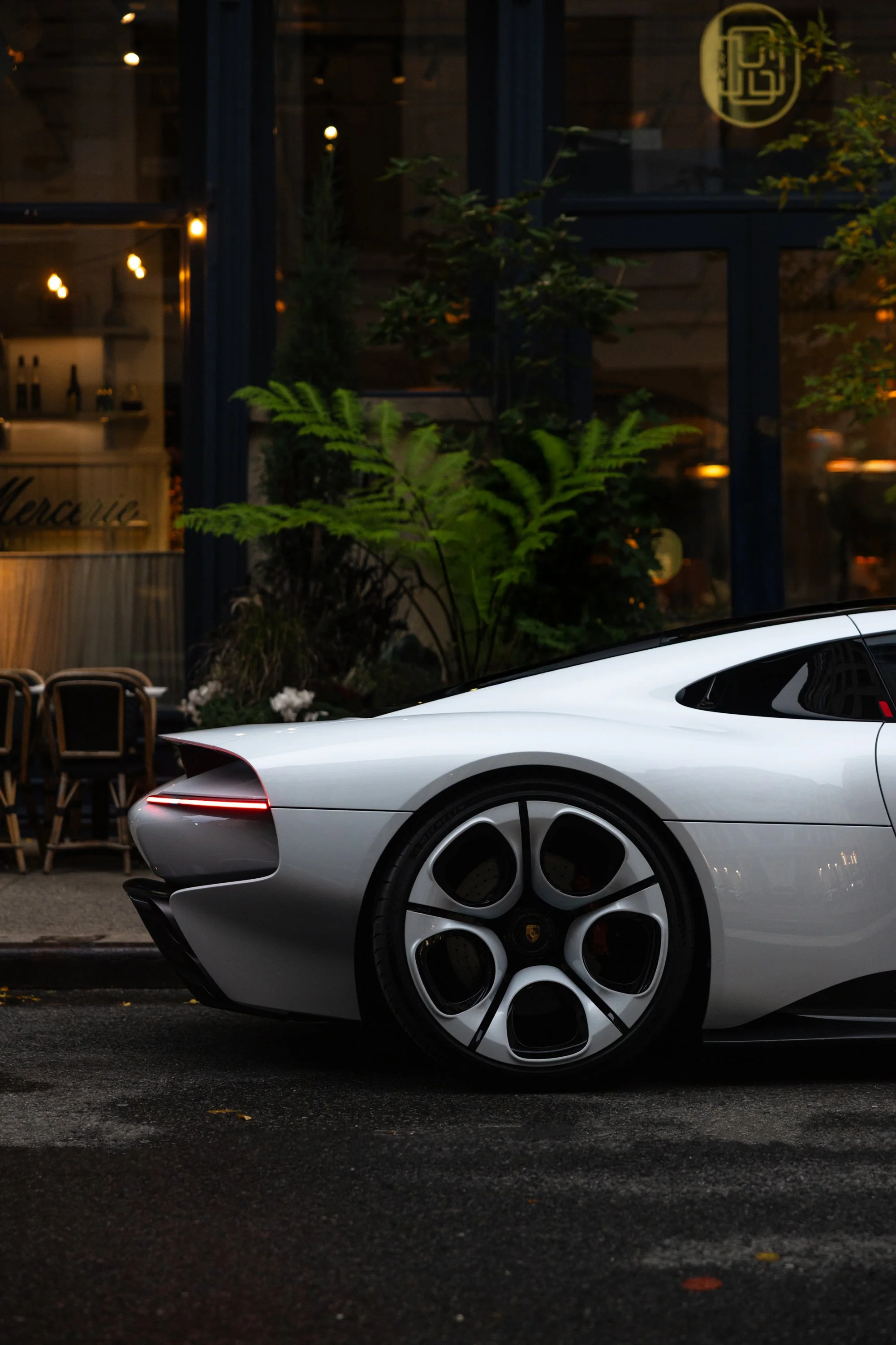 PORSCHE_MISSION_S_NYC_AJH_3779.jpg
