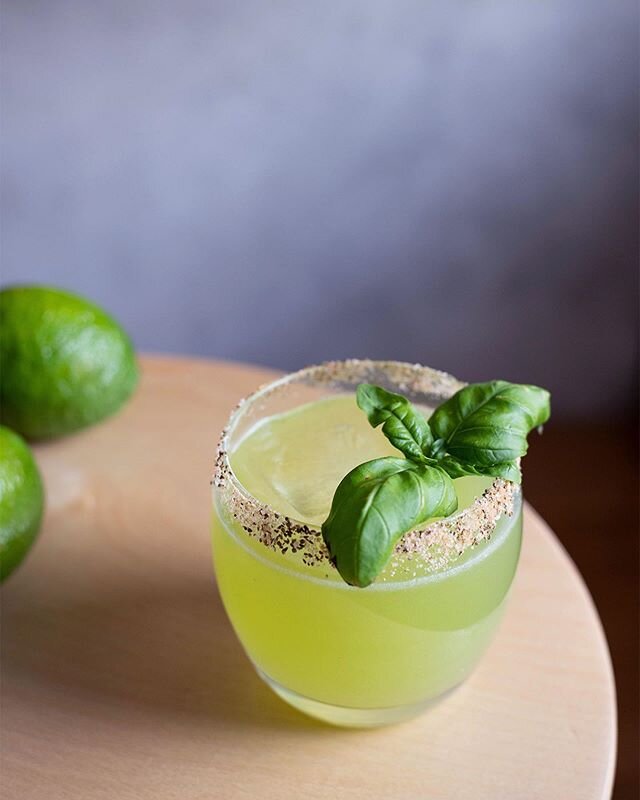 There's never been a better time to make cocktails at home. This is true, but also I really miss bars. I miss bars, and I particularly miss the Oaxaca Express from @lacontentanyc. It is, in my mind, the perfect margarita, bright and bold and full of 