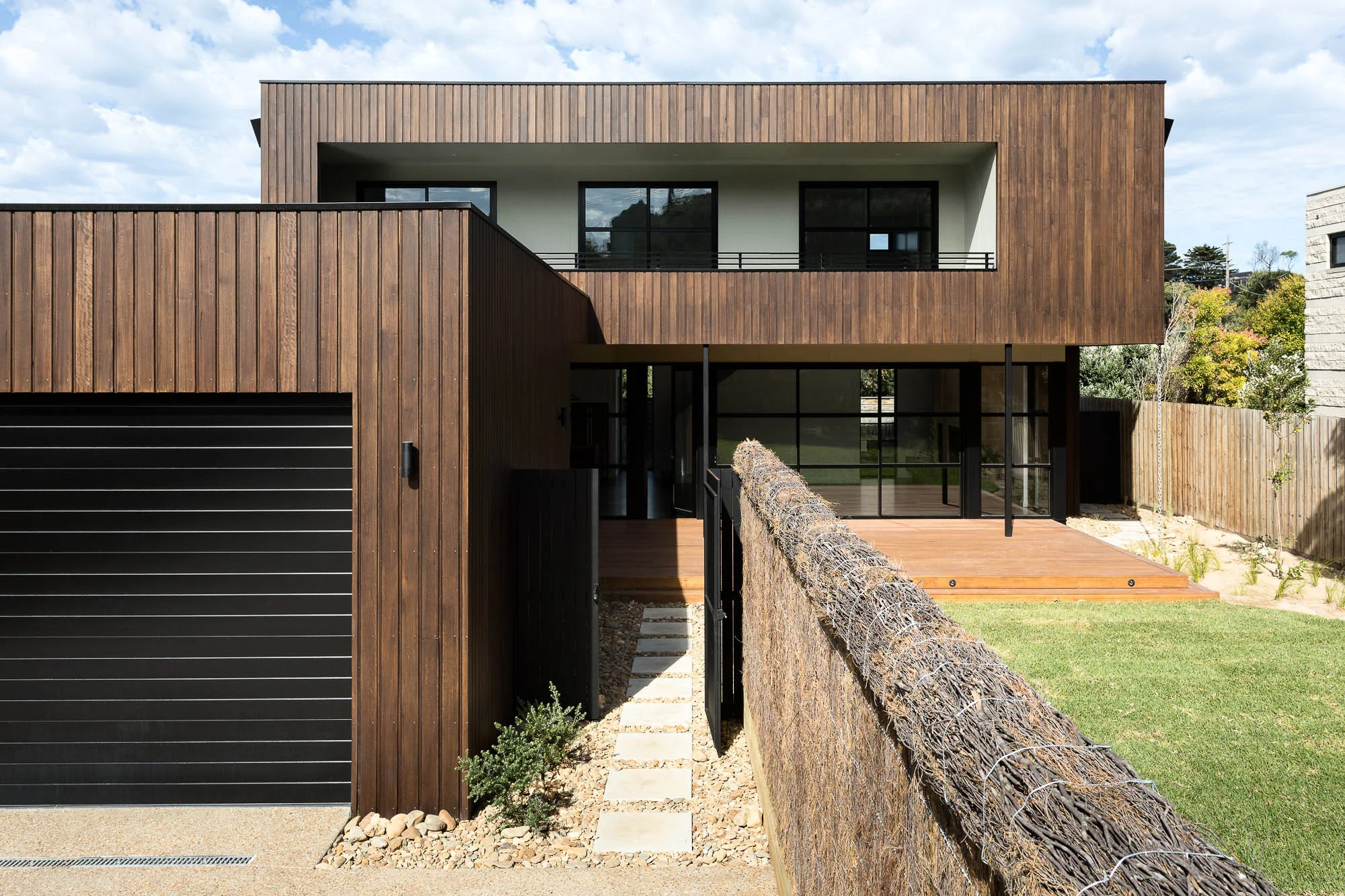 Foudation Builders Mornington construction company Victoria modern home exterior