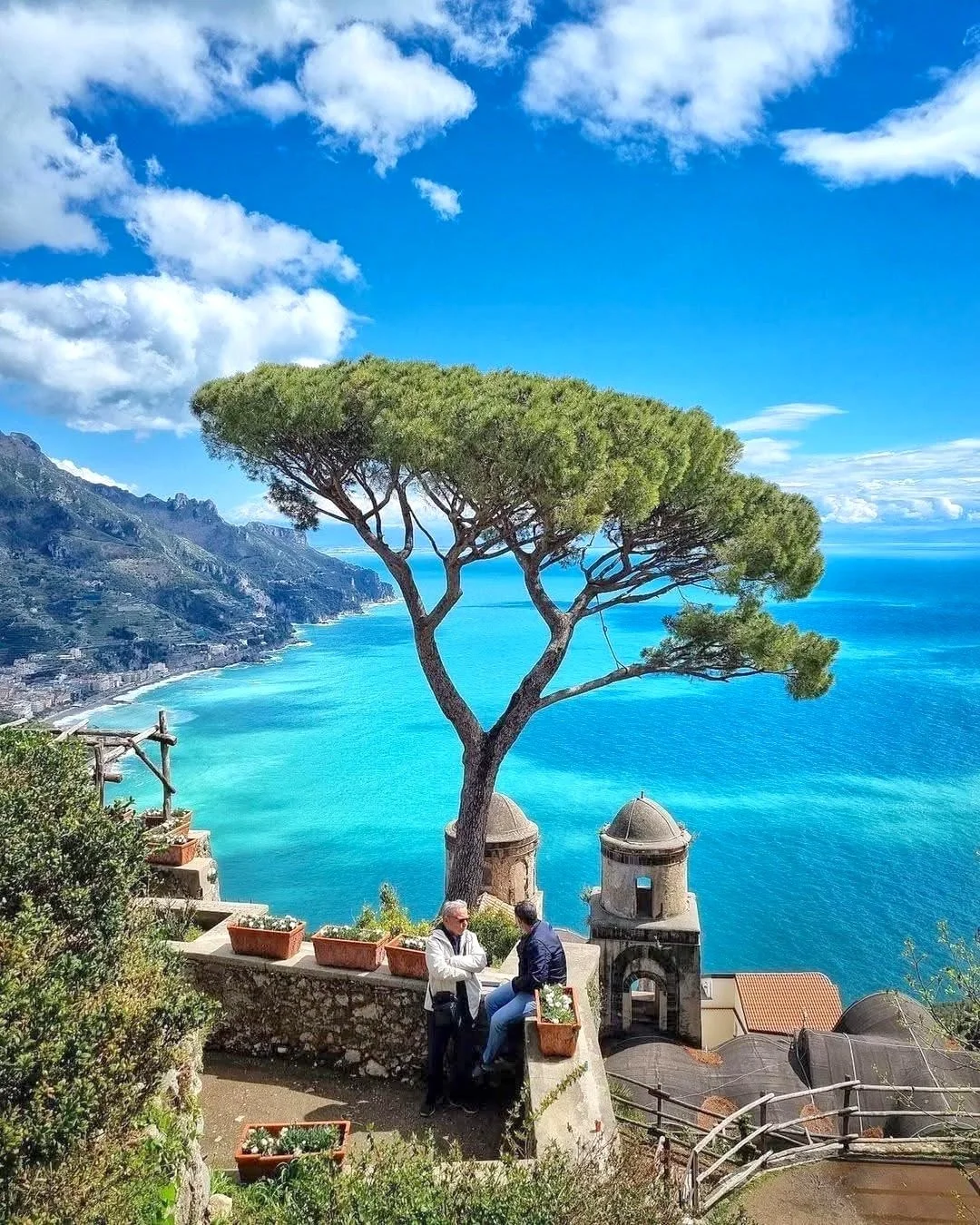 Cimbrone Gardens Ravello 2.JPG