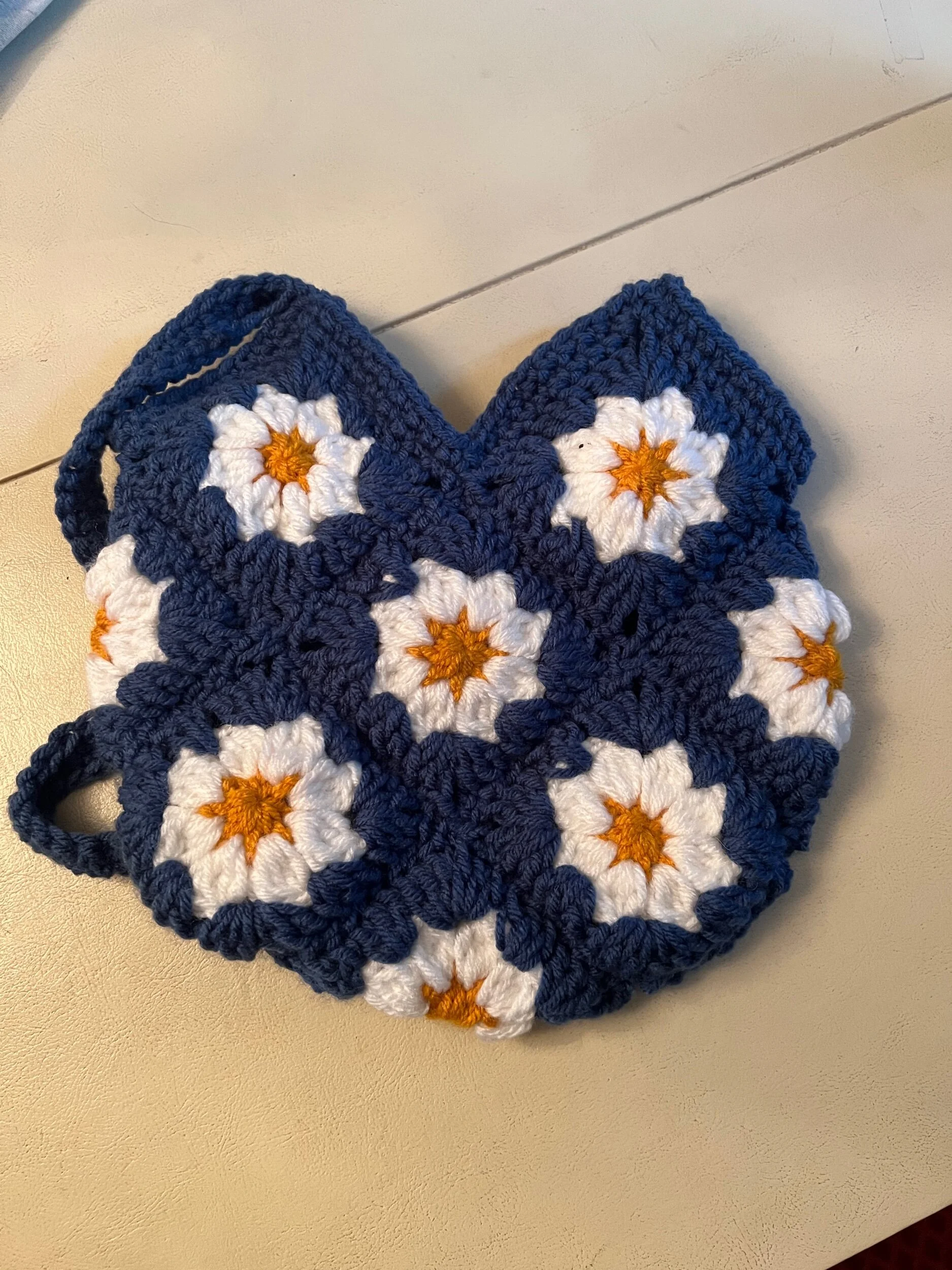 D775CDA5-6621-4985-B167-22E96204D90C