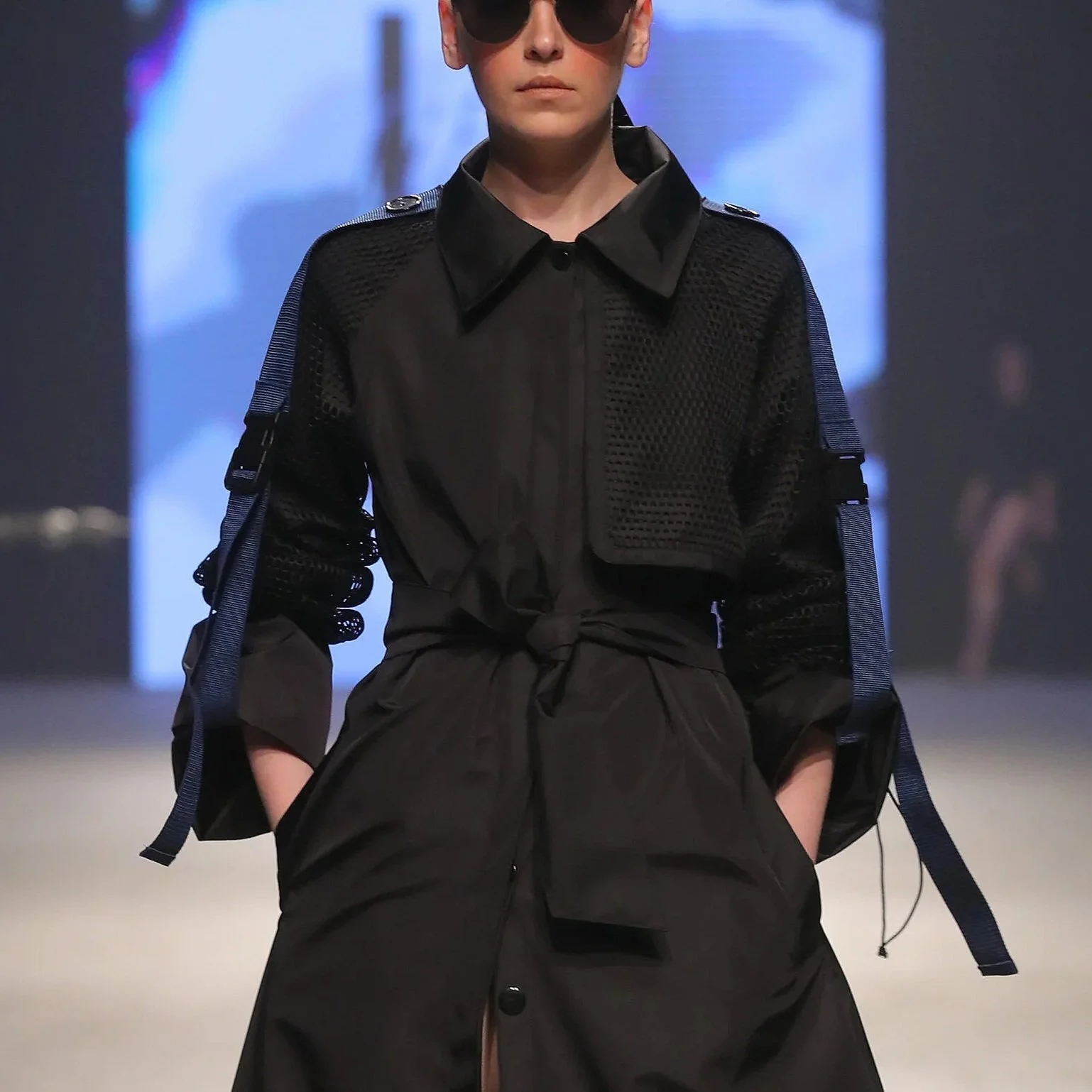 luana-mahfouz-new-collecion-life-lu-lebanese-designer-beirut-fashion-week-fashiontv-trench-coat-black-net-2.jpg