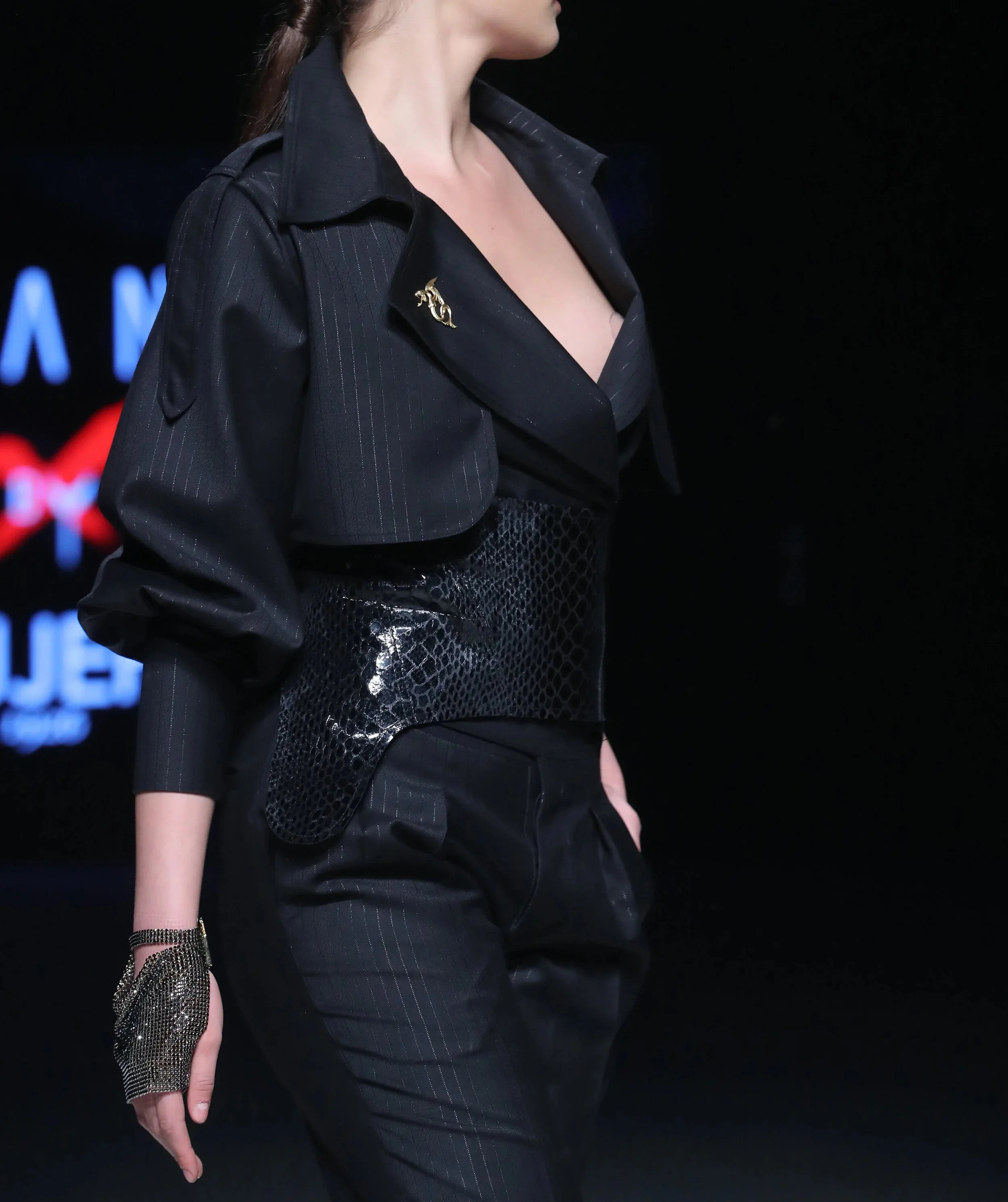 luana-mahfouz-ss19-new+-collection-beirut-fashion-week-executive-women-line-fashion-designer-lebanese-ejjeh-men-fabric-tailor-made-6.jpg