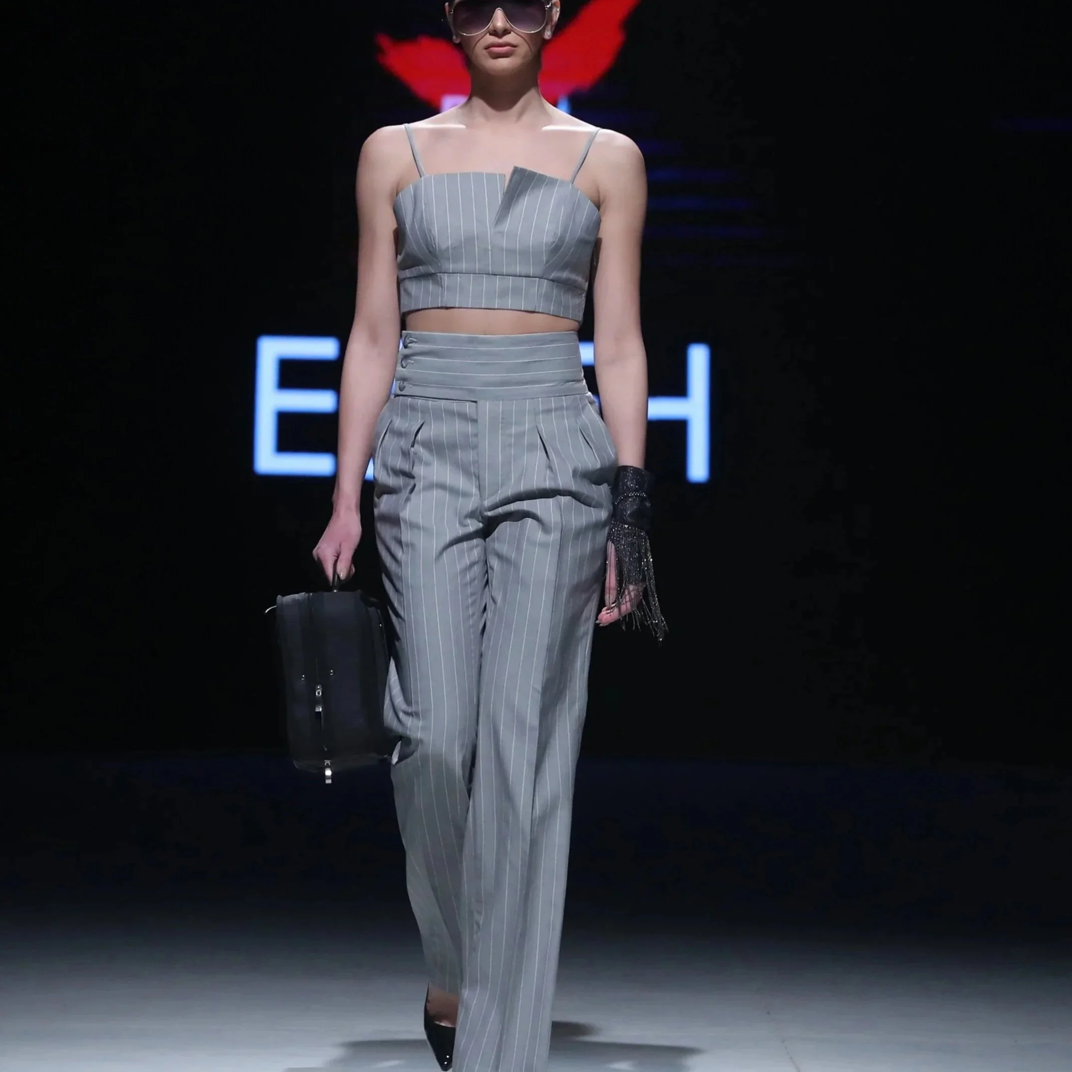 luana-mahfouz-ss19-new%2B-collection-beirut-fashion-week-executive-women-line-fashion-designer-lebanese-ejjeh-men-fabric-tailor-made-2.jpg