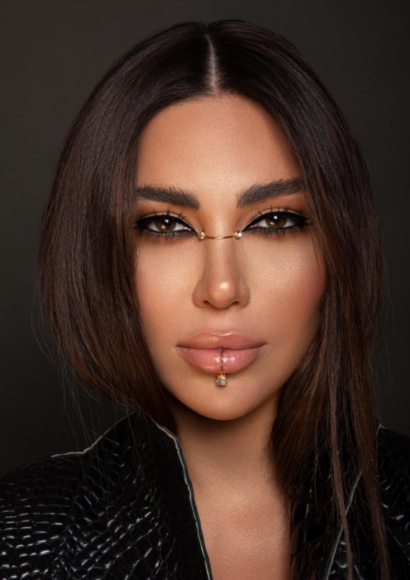 lola-jaffan-tearcuff-accesory-luana