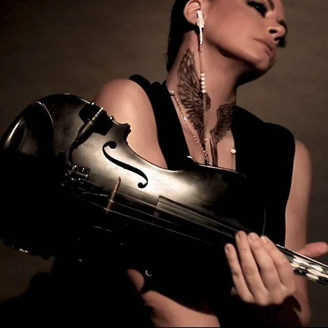 Hanine-Alam-Aircuff-collection-Middleeast