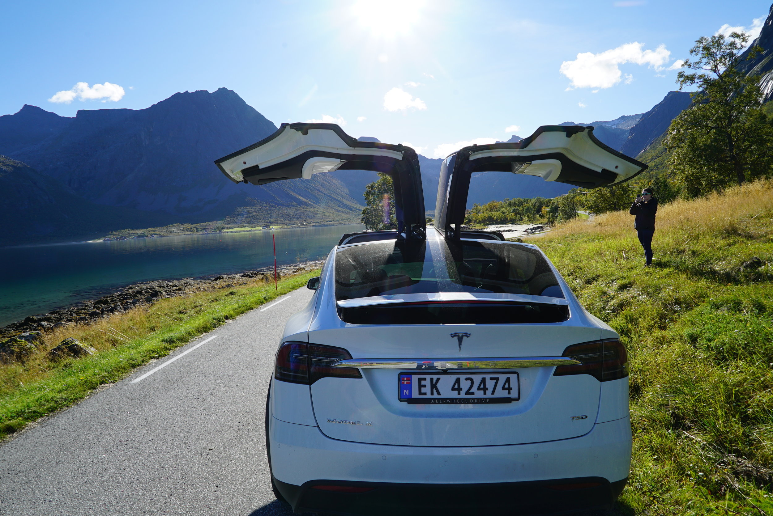 Fjordsightseeing Tesla X 10.jpg