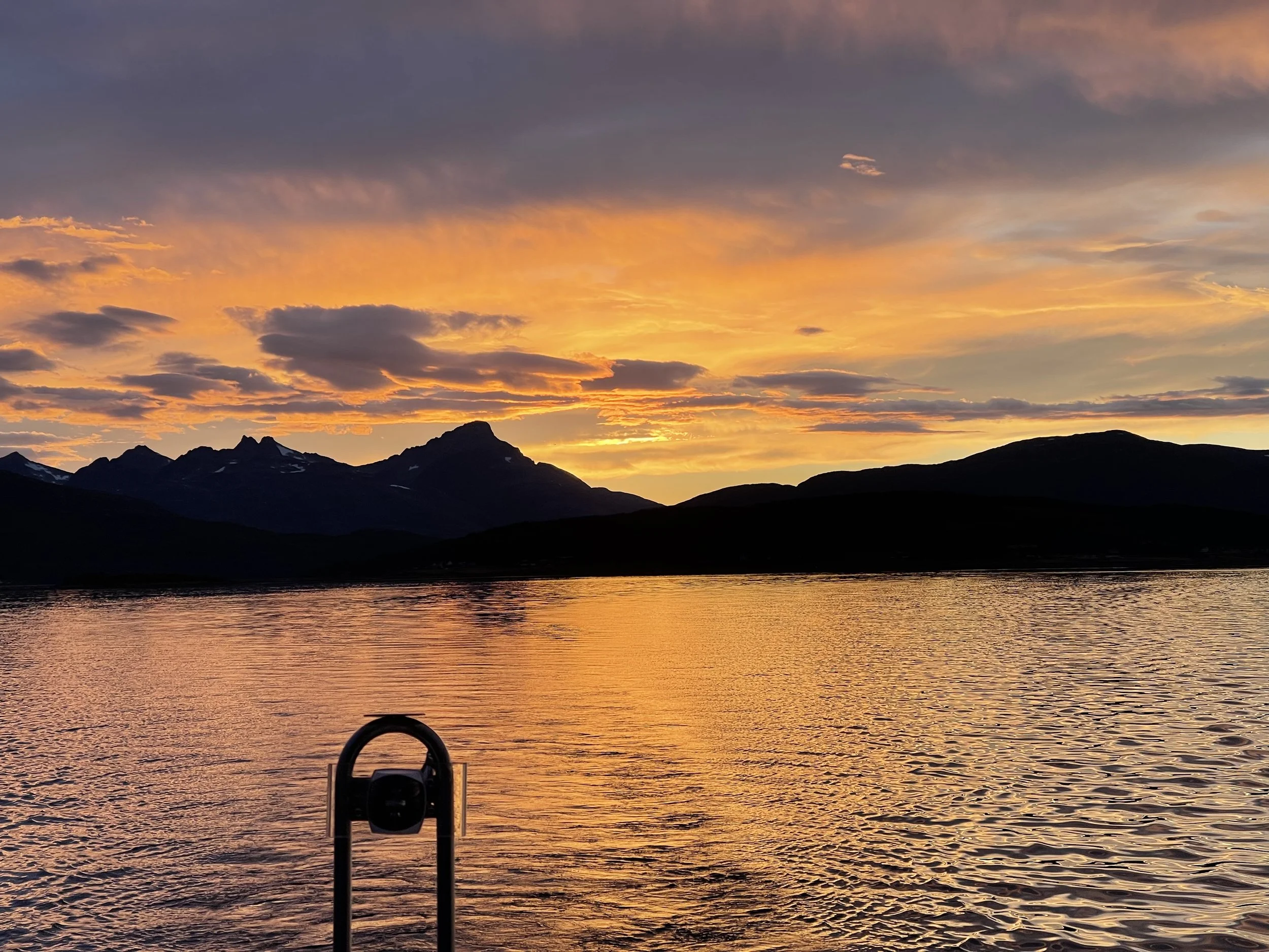 late-evening--midnight-sun-cruise-troms_51366510959_o.jpg