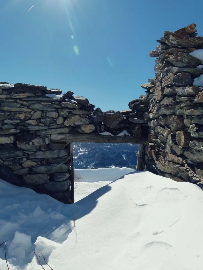 Chalet ruins