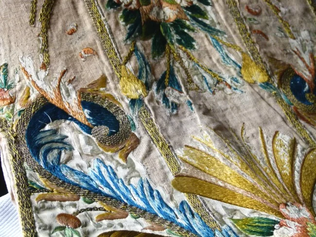 The French Muse experience private chateau brocante