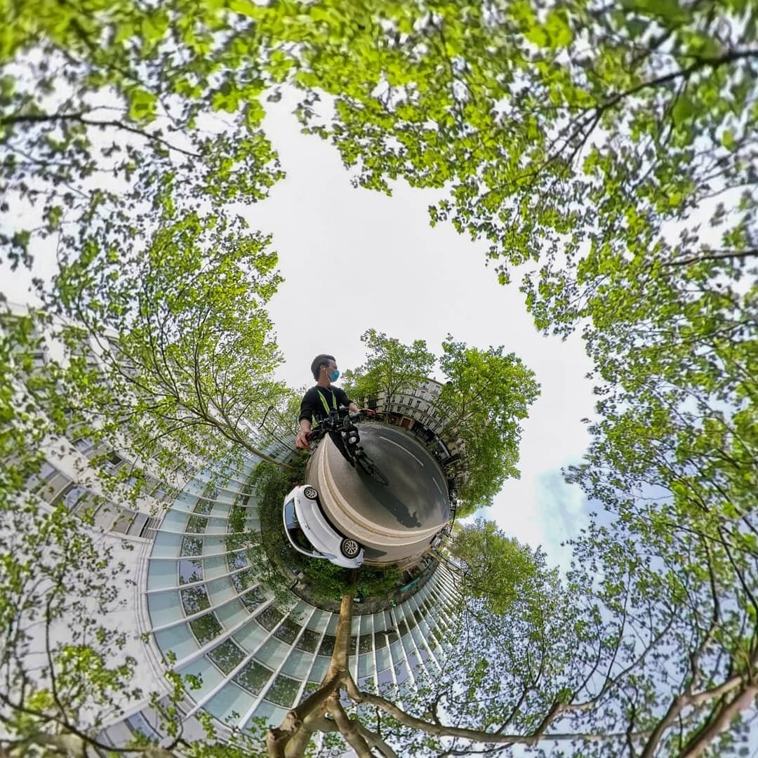 I see patterns in the trees, don't you?
.
.
.
#lifein360#photosphere#360camera#360view#camera360#360#360photography#360art#smallworld#littleworld#widelens#creativephotography#wideanglelens#fisheyelens#fisheye#insta360#insta360onex#thetaplus#invertedp
