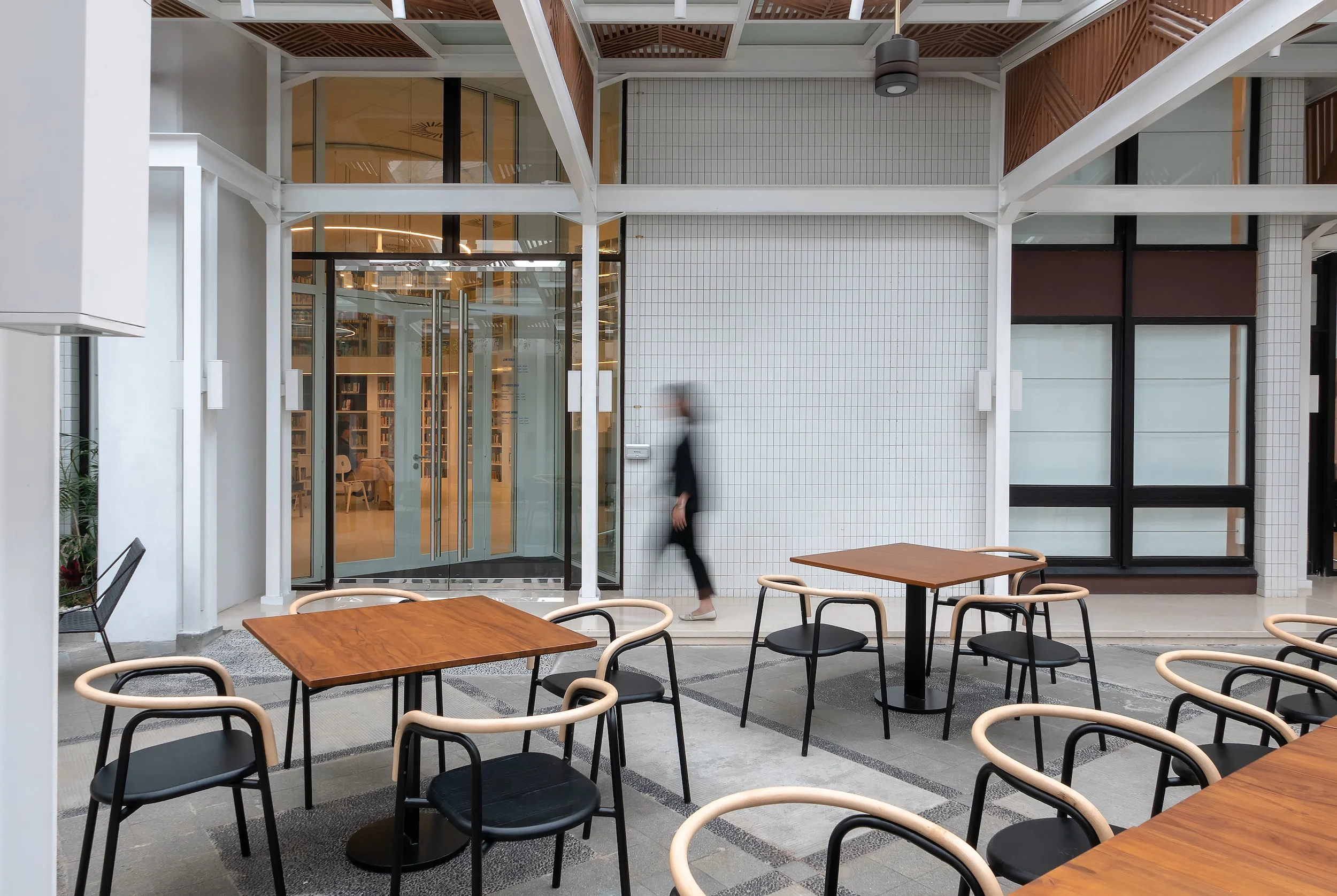 Erasmus Huis Outdoor Public Area 