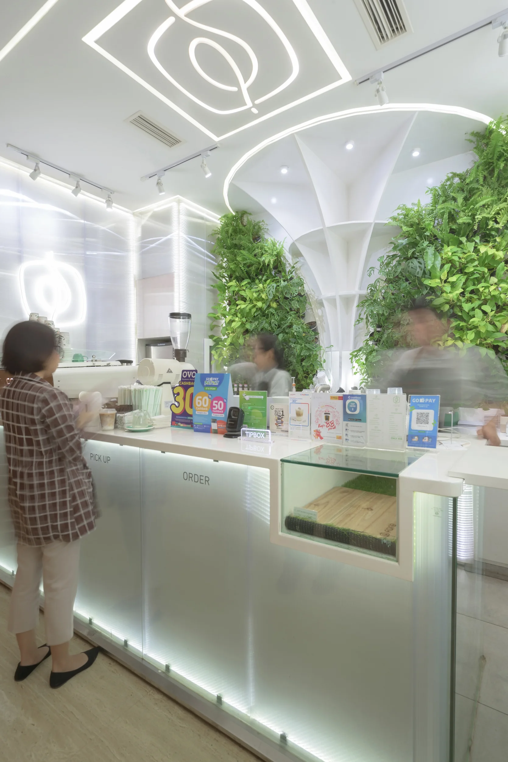 FORE Plaza Indonesia Website 00010.jpg