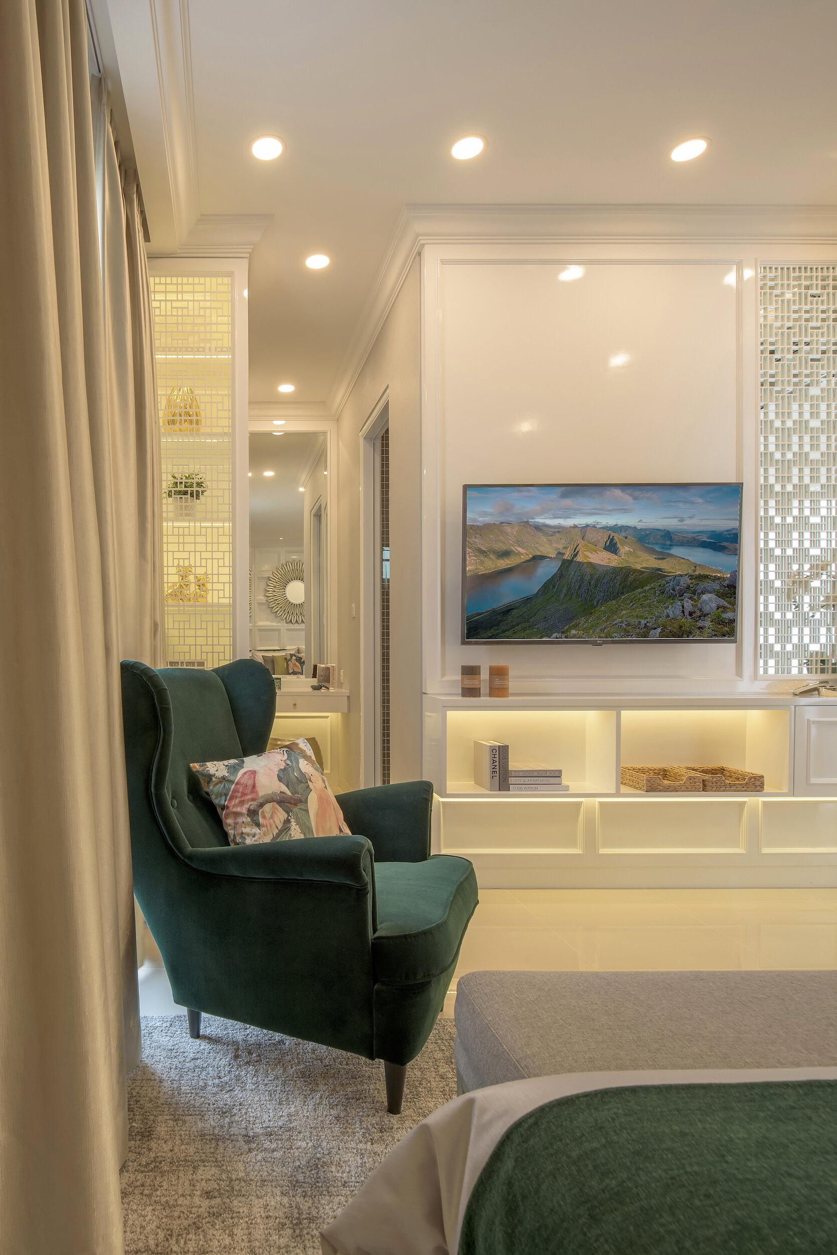 Granada Tipe 10 Final Hi Res 00002.jpg