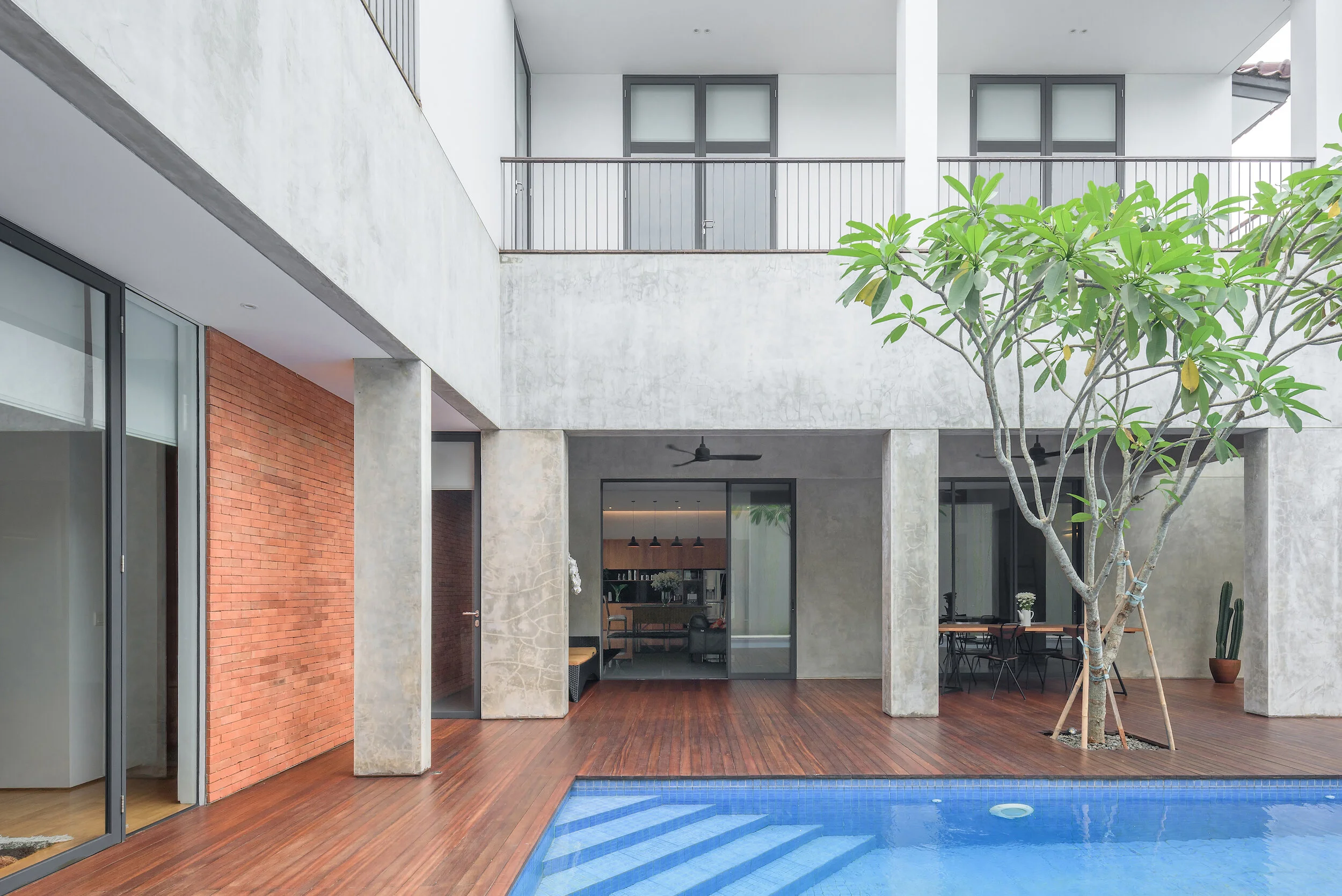 WebsiteL_Hi-Res_DBH House_6896.jpg