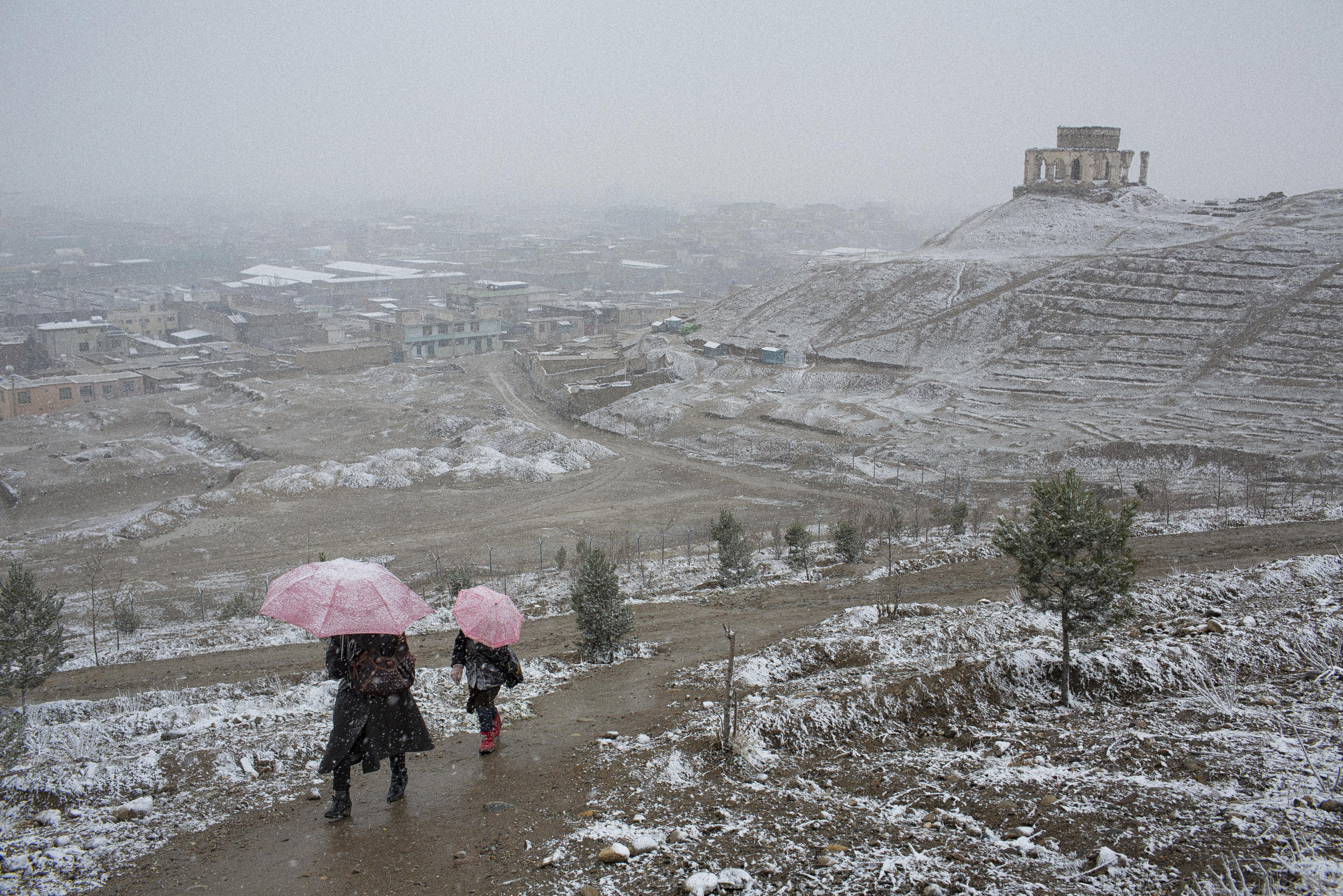  Late winter snow. Kabul, March, 2015. 