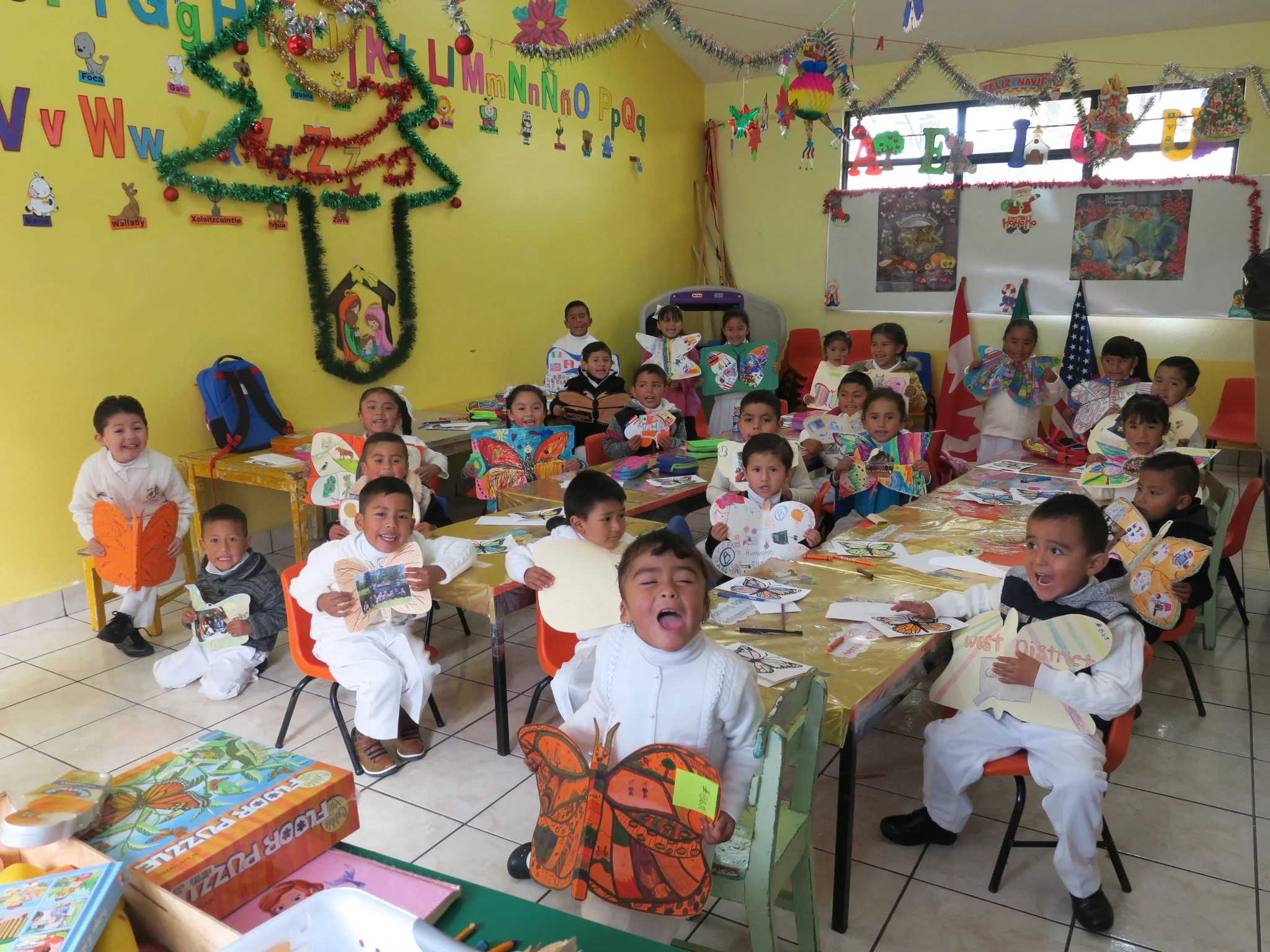 "Un Mundo Maravilloso" Kindergarden.