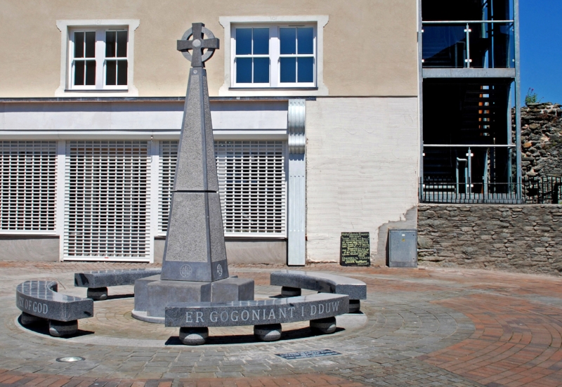 2. Holyhead Cross.JPG