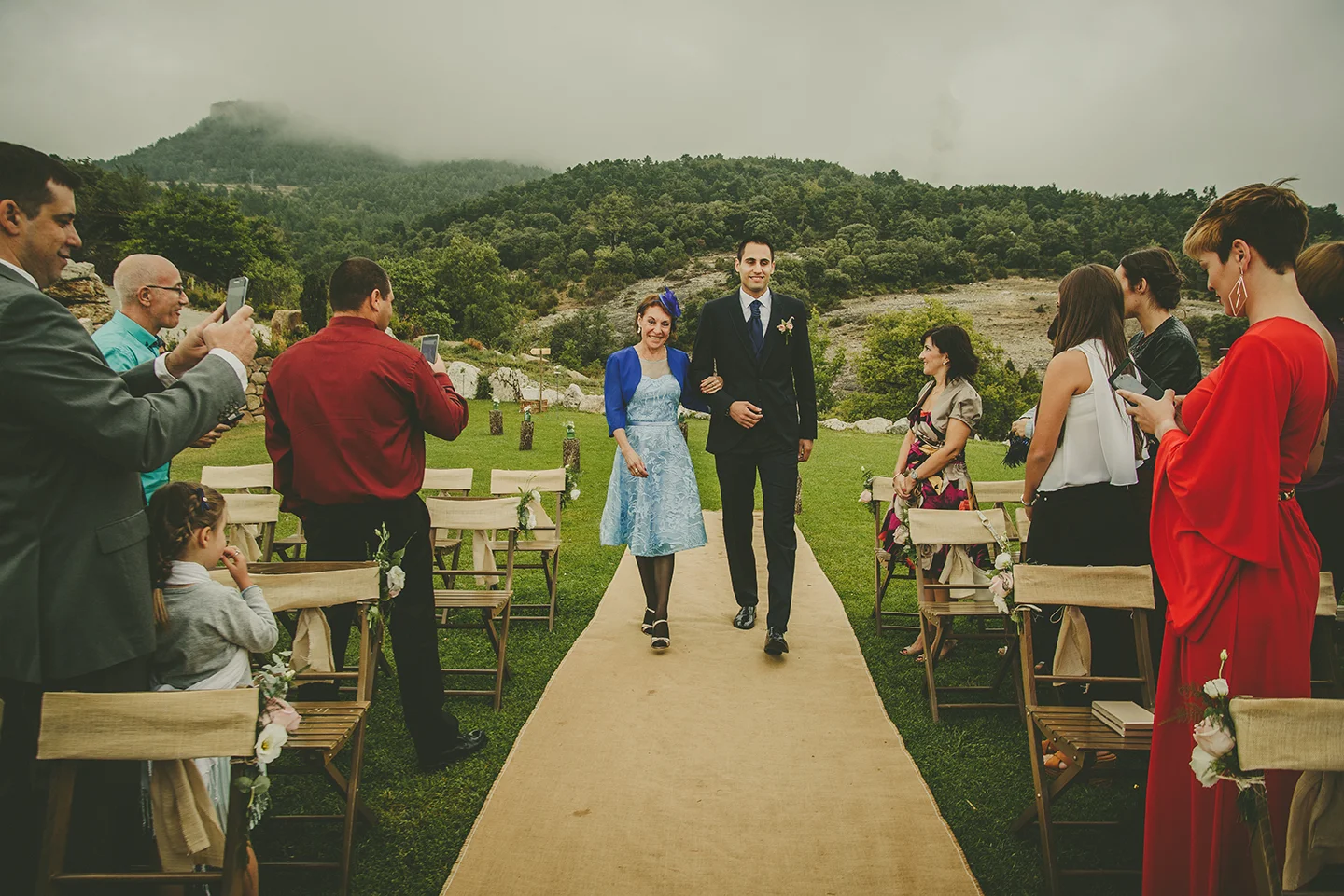 Boda-rural-vintage-en-canalda-victor-more (8).jpg