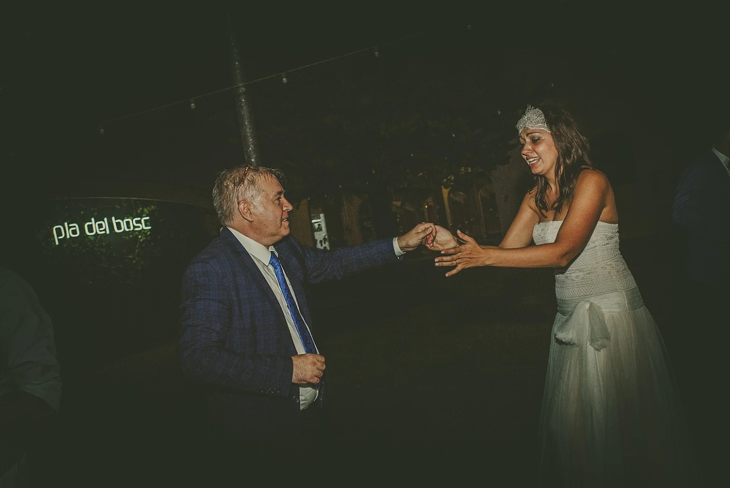 boda-en-el-pla-del-bosc-victor-more-lleida (21).jpg