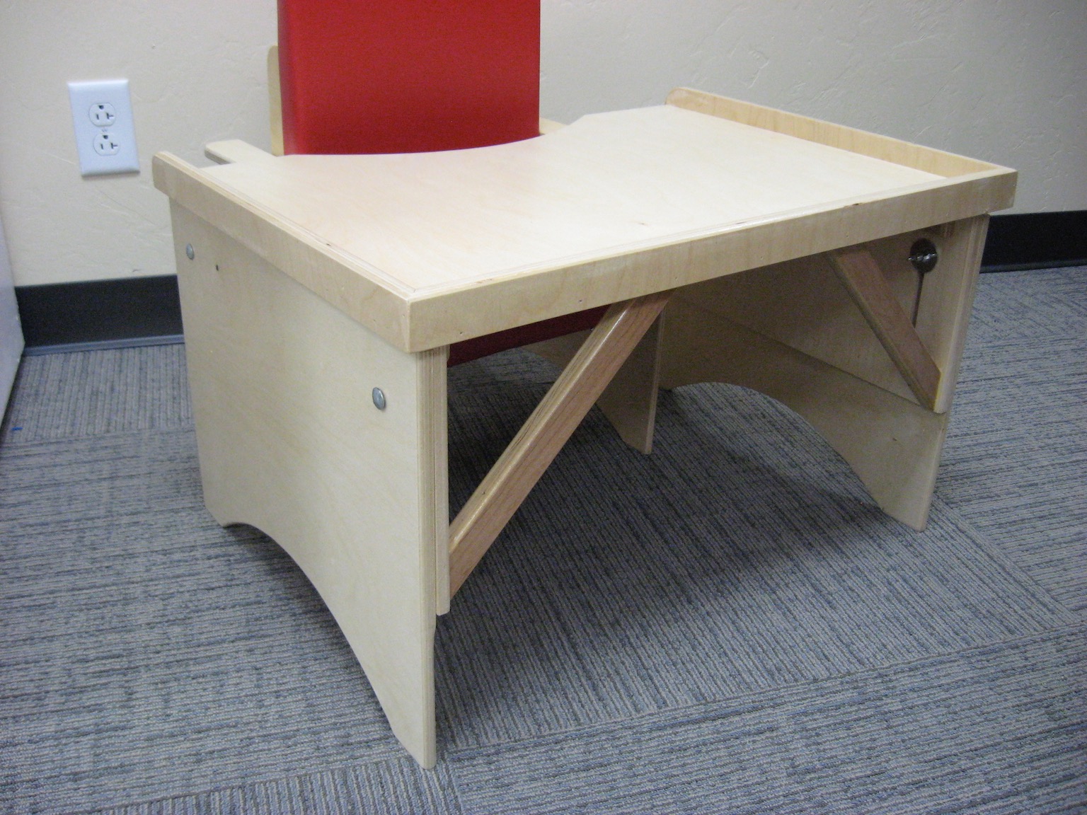 Table for Floor Chair
