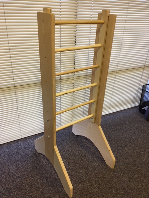 Adjustable Reach Ladder