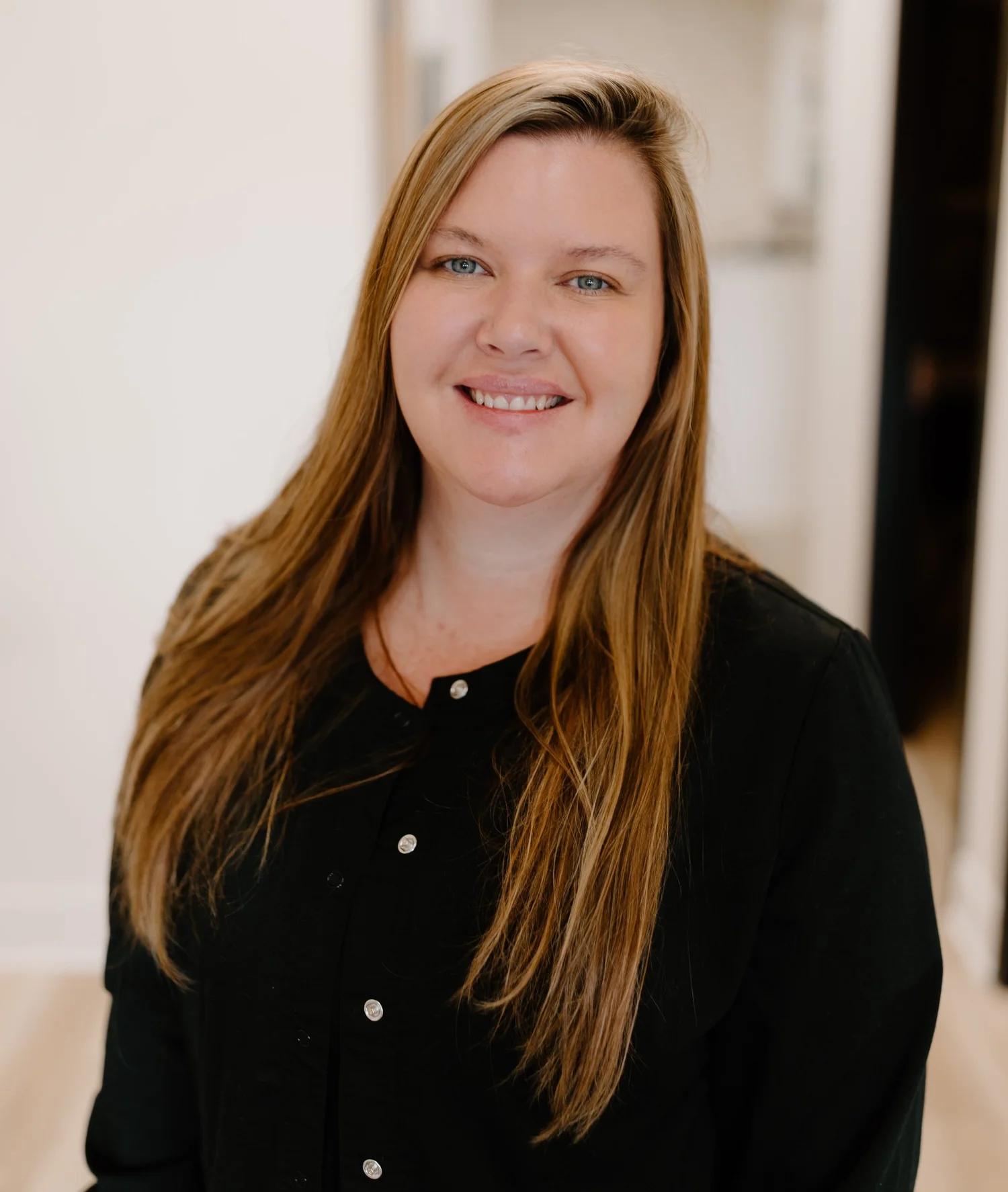 Saran Hutton Our Team — The Facebar Migraine Clinic and Medspa