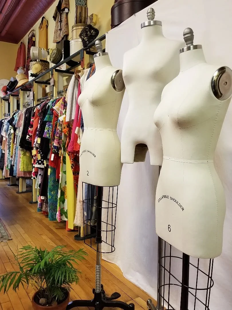 📣📣📣 We will be closed on Tuesday &amp; Wednesday this week. Open today 11-6.