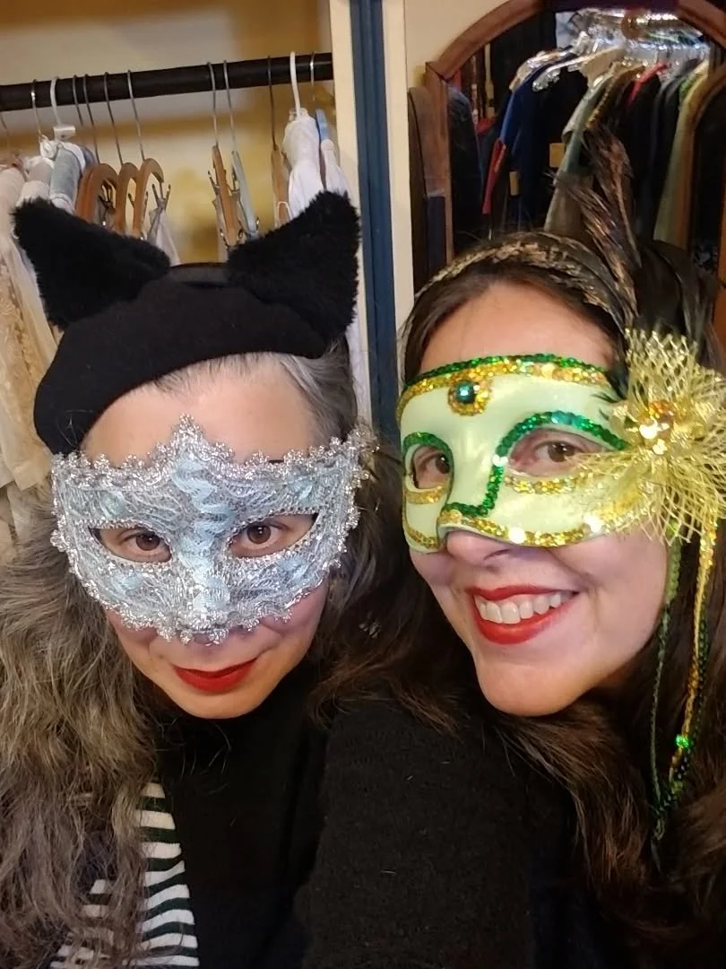 Happy Halloween! 🎃🎉🎃

#halcyonvintage