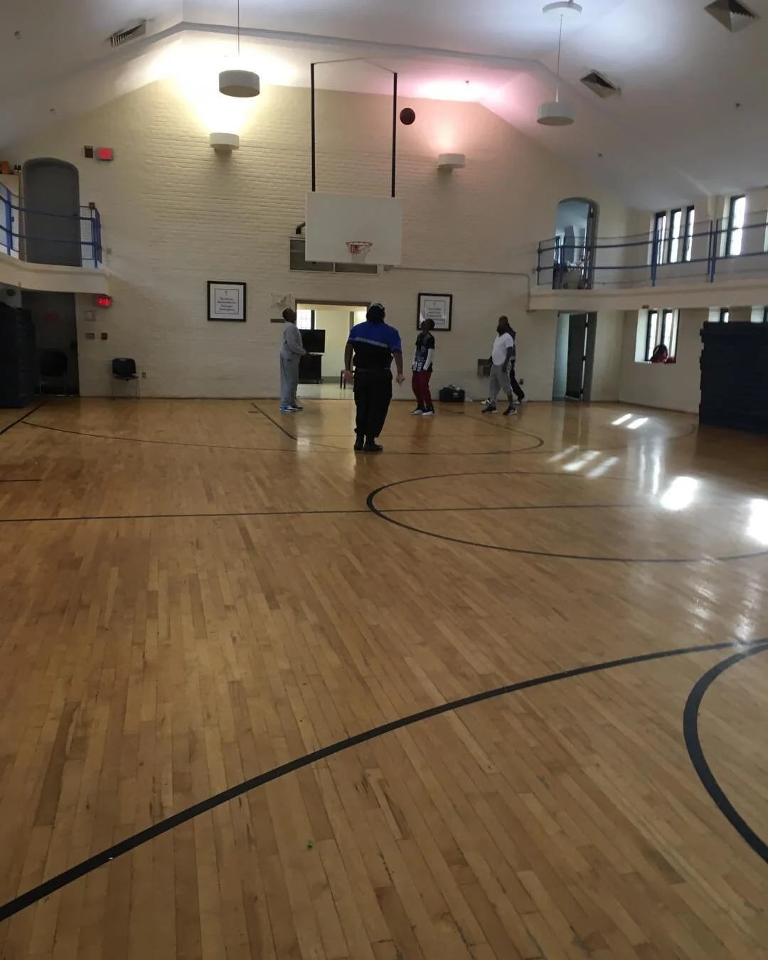 10 guys showed up to relive some hoop dreams last night! Great evening had by all.