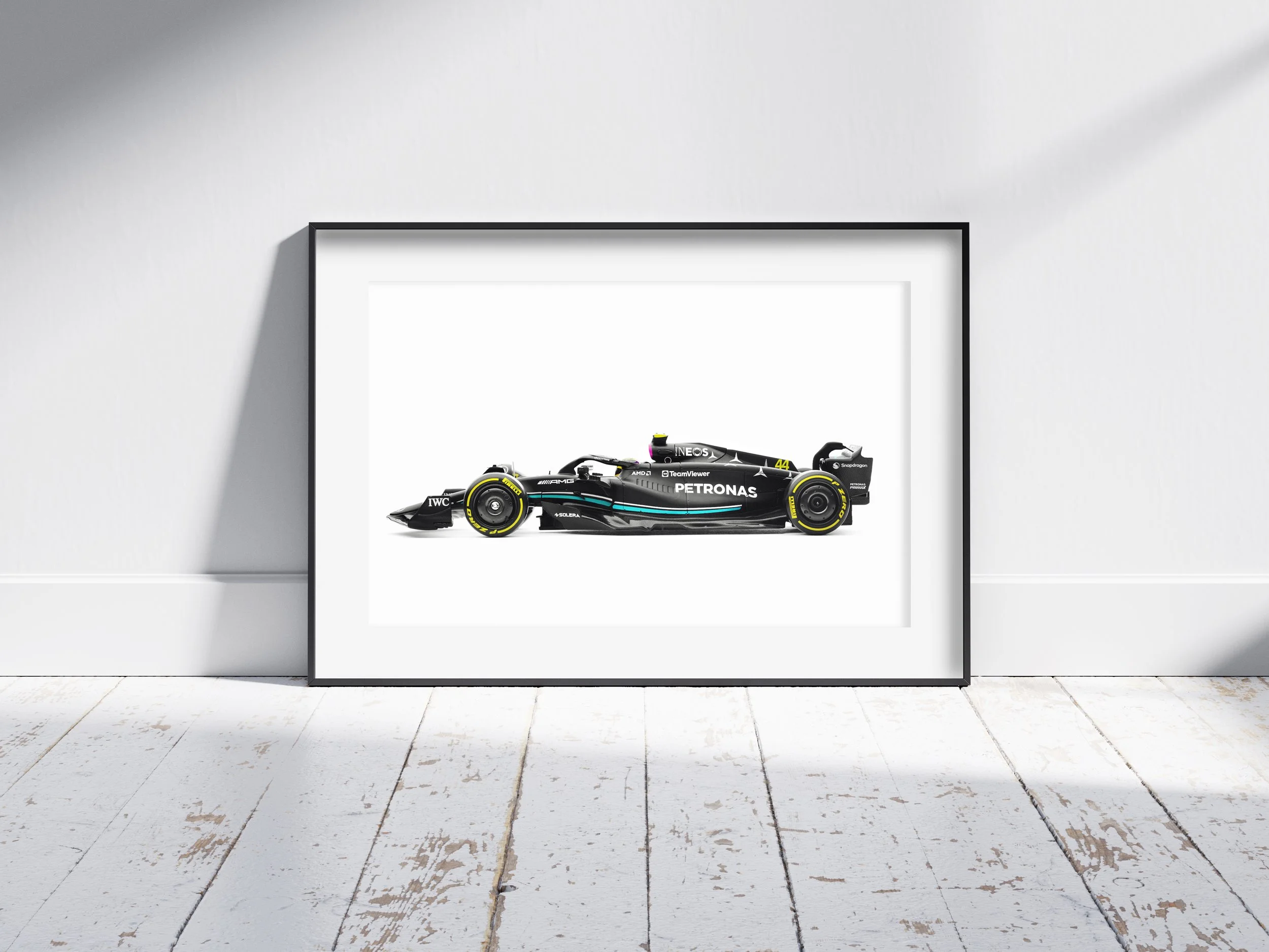 car_mockup_poster_petronas_F1.jpg