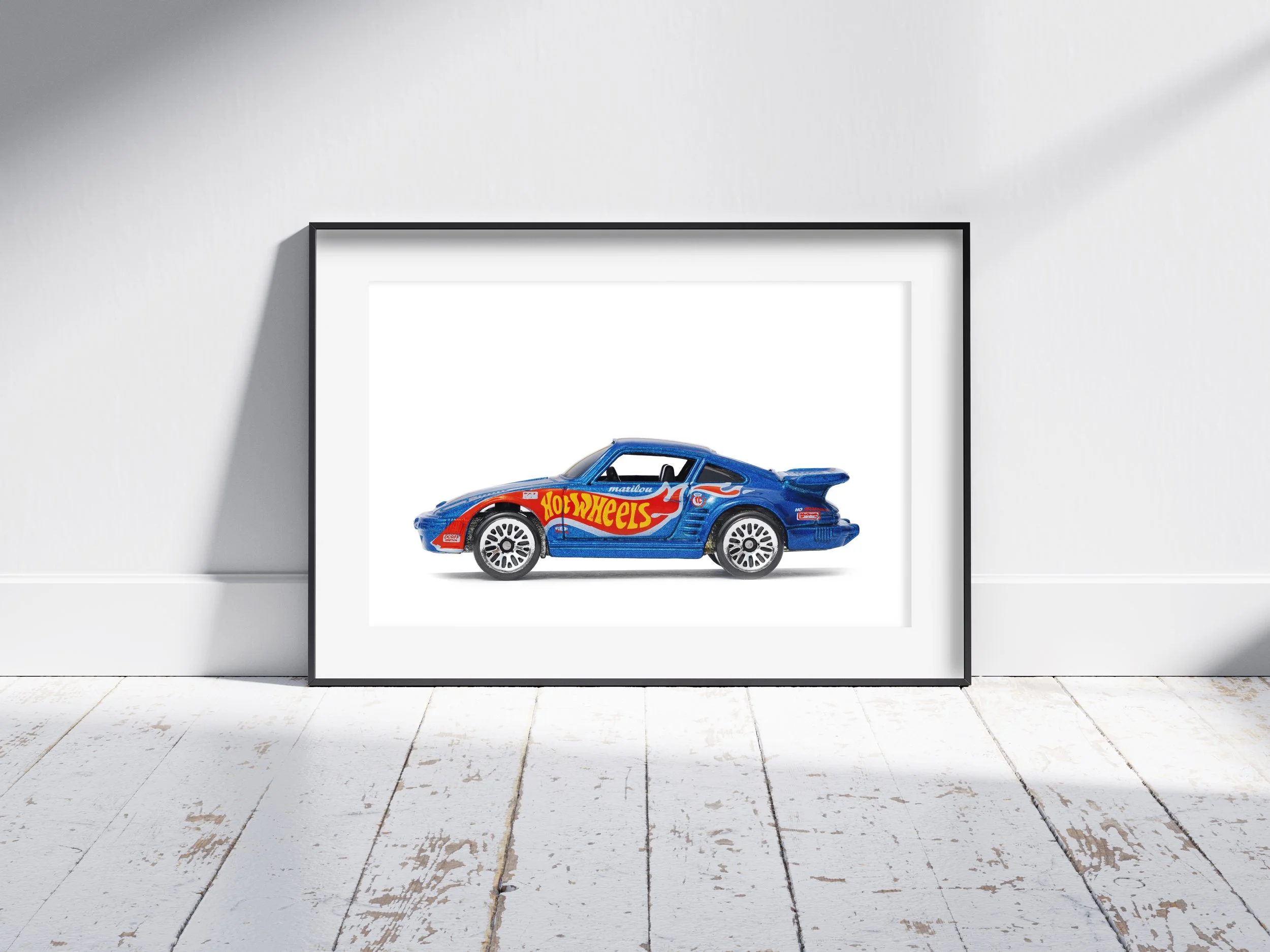 car_mockup_poster_porsche 911 blue hotwheel decal.jpg