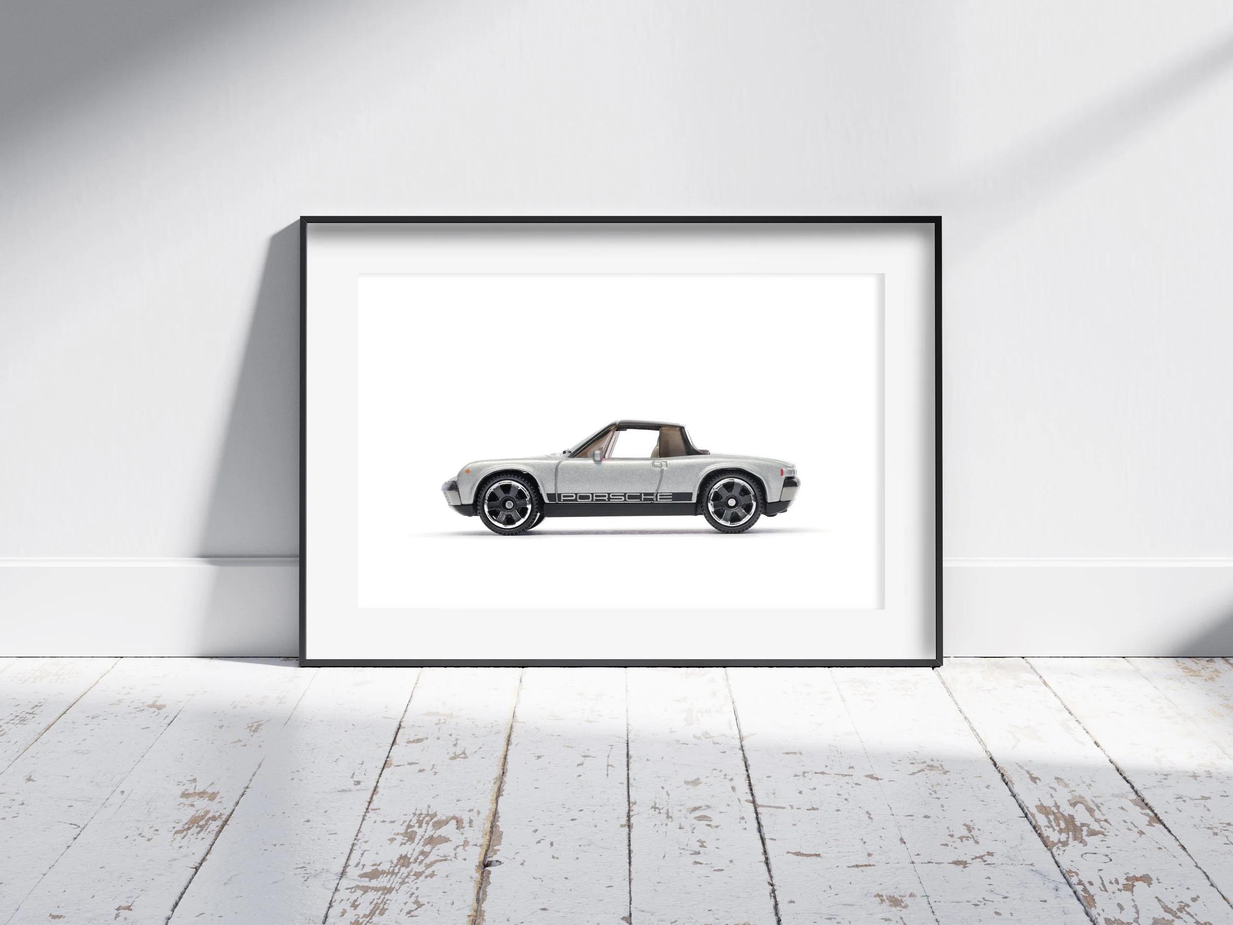 car_mockup_poster_porsche_914_silver.jpg