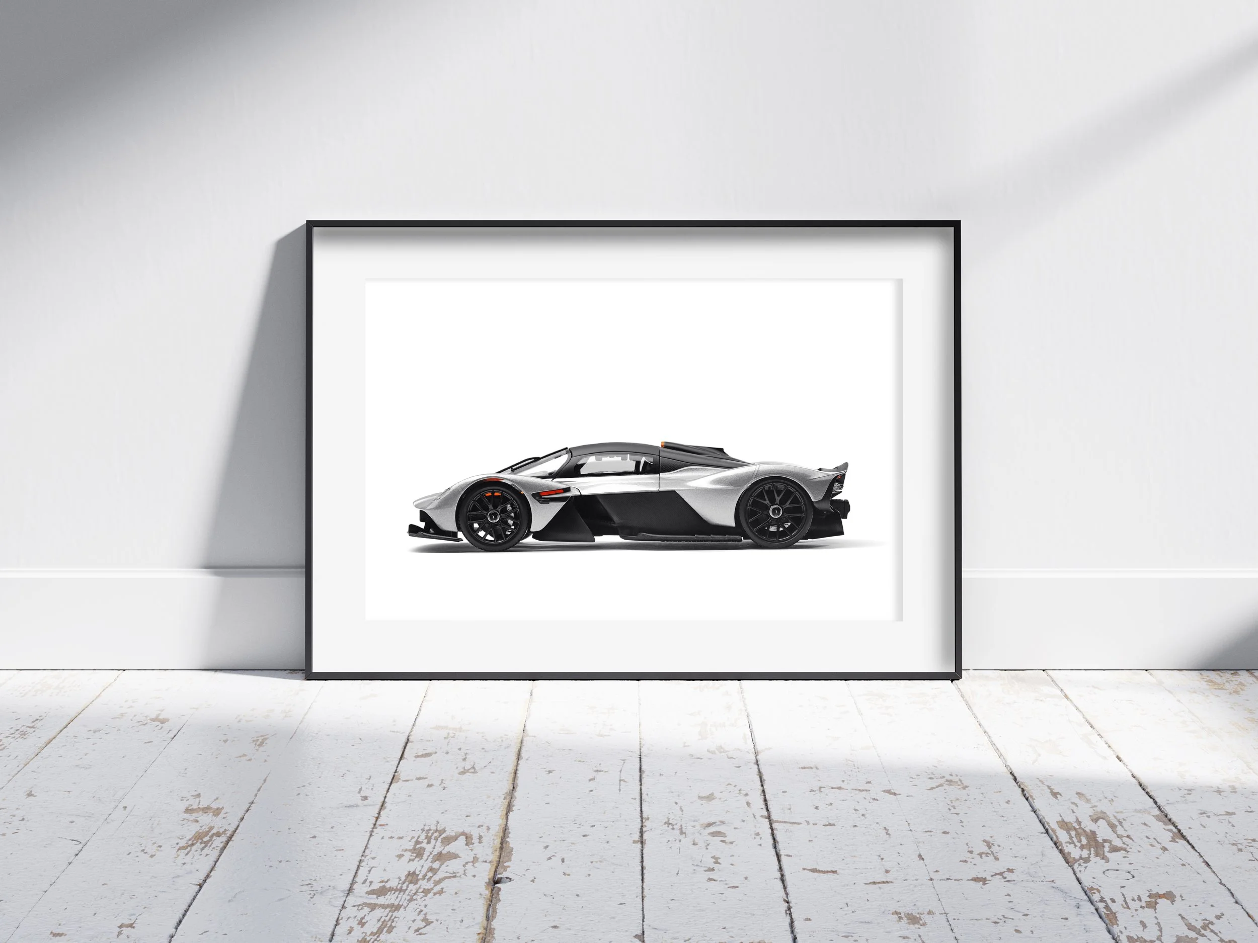 car_mockup_poster_astonmartin_silver.jpg