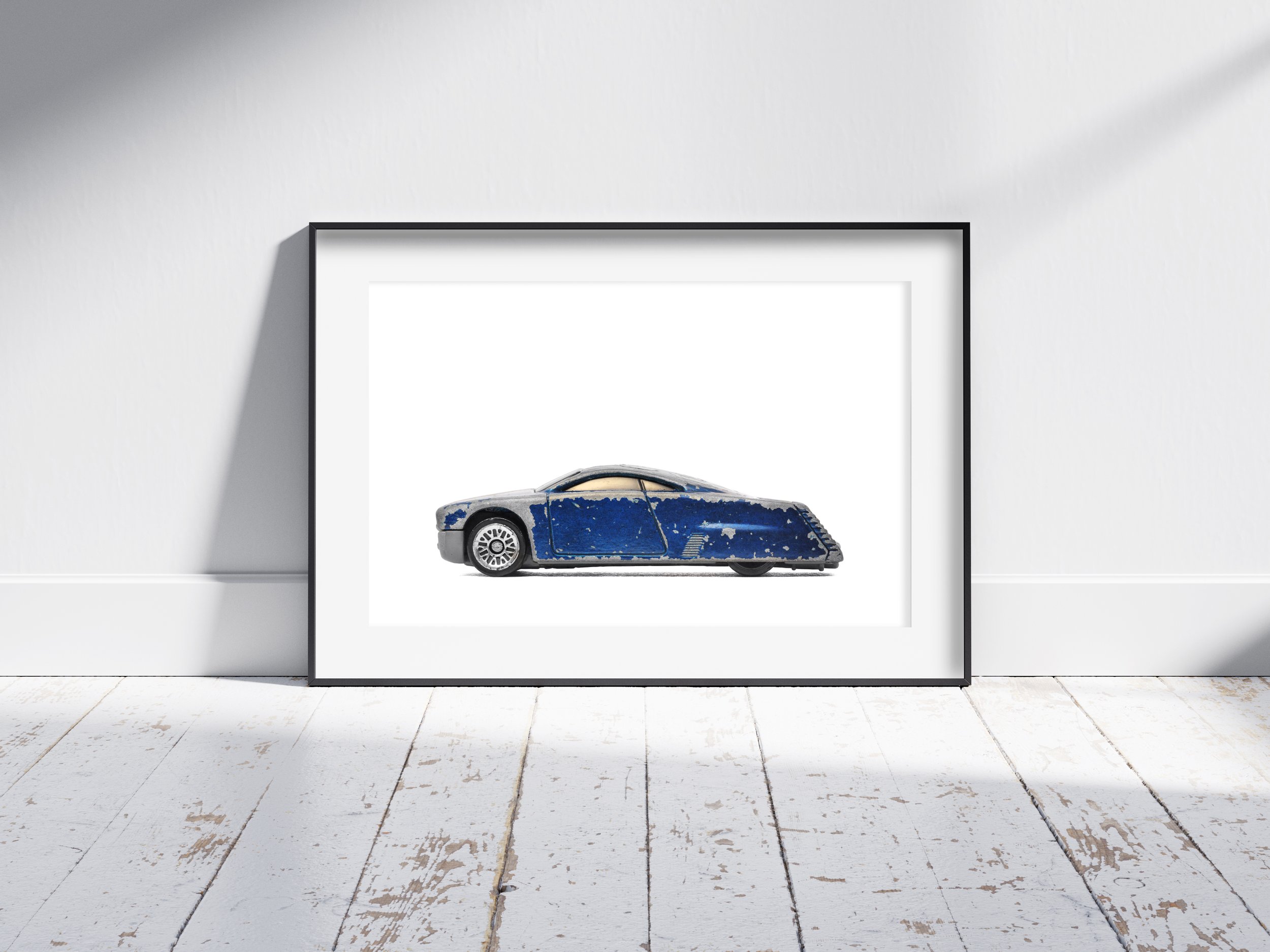 car_mockup_poster_hotrod_longbody_blue.jpg