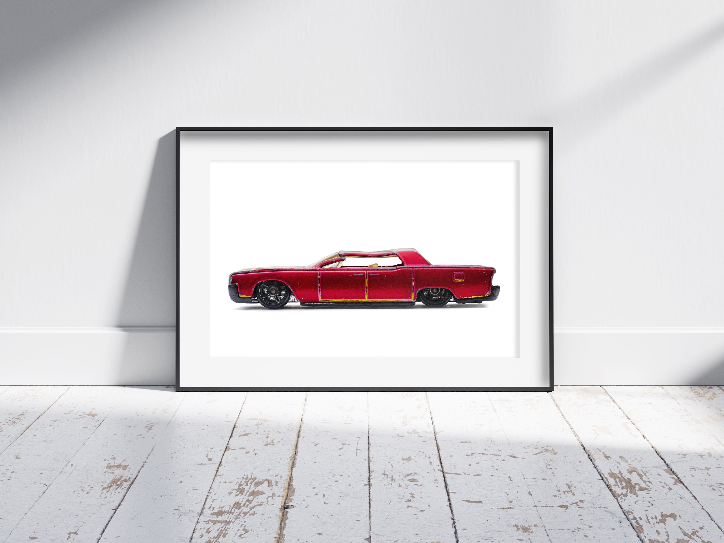 car_mockup_poster_lincolncontinental_red.jpg