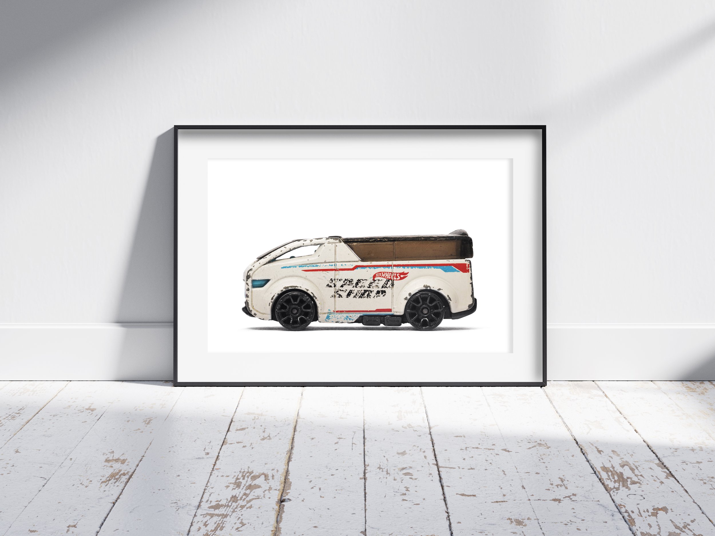 car_mockup_poster_sppedship.jpg