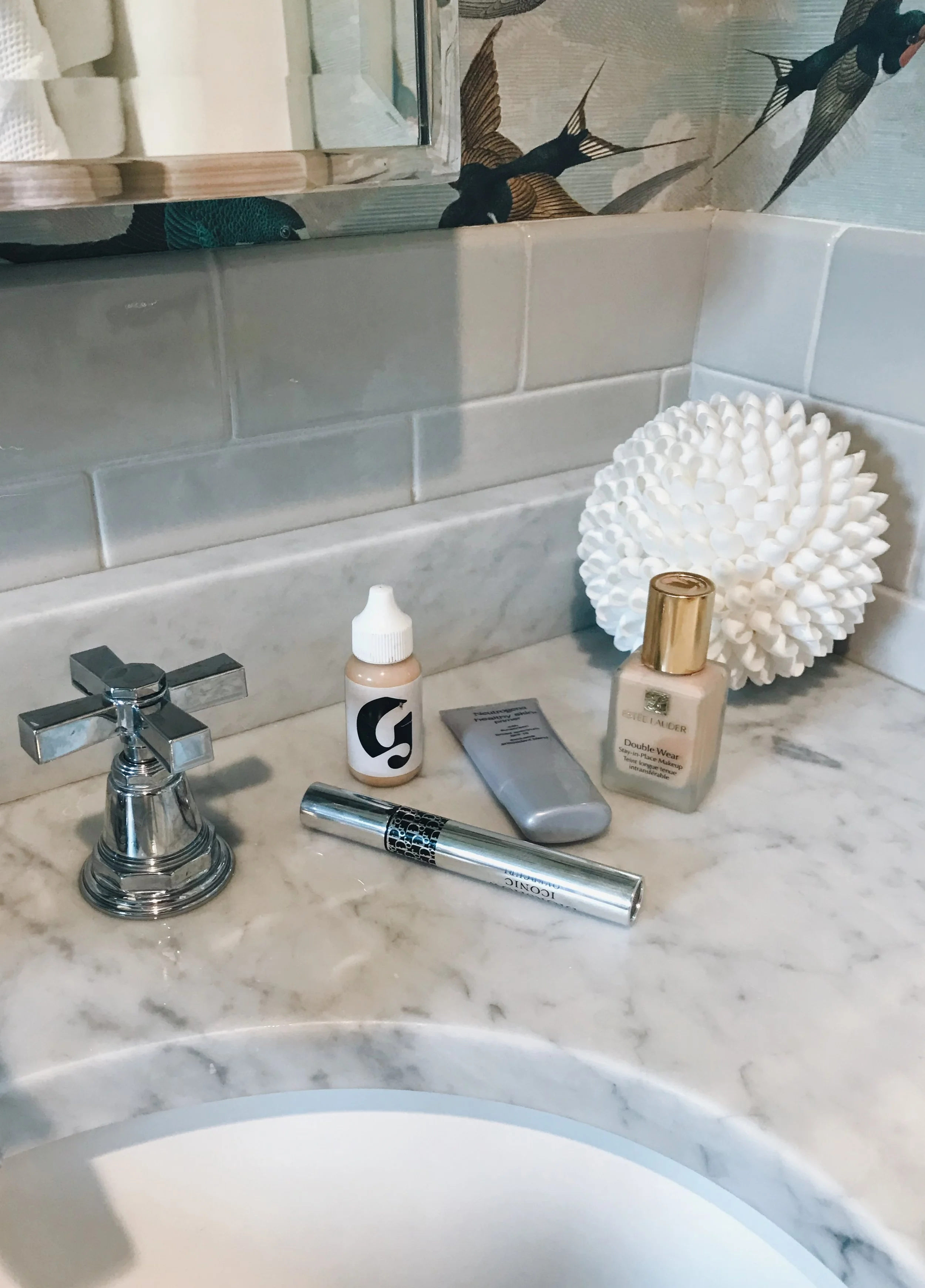 My Foundation Routine: A Guide To Glowy Skin