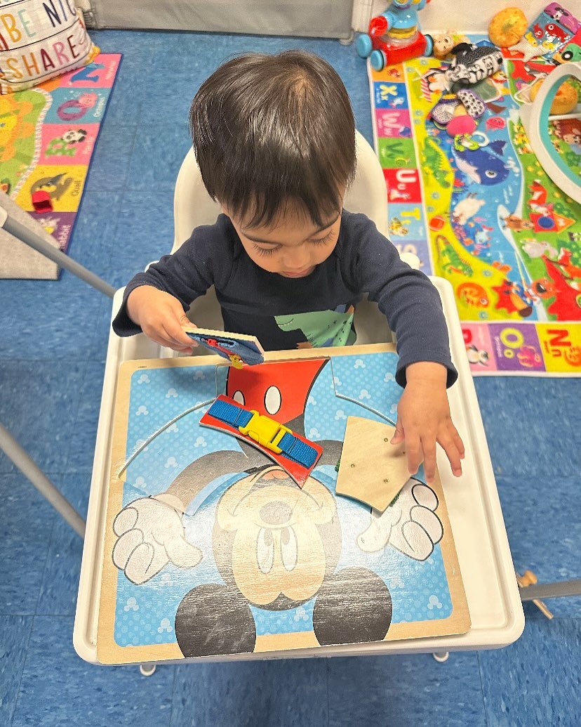 The 🤩 joy of being a tiny human in our Koalas 🐨 class. Our babies 👶 love 🎶 music , story 📚 time and riding in the strollers. #foundationsprepschool #fps #koalaclass #tinyhumans #funandlearning #springwhereareyou