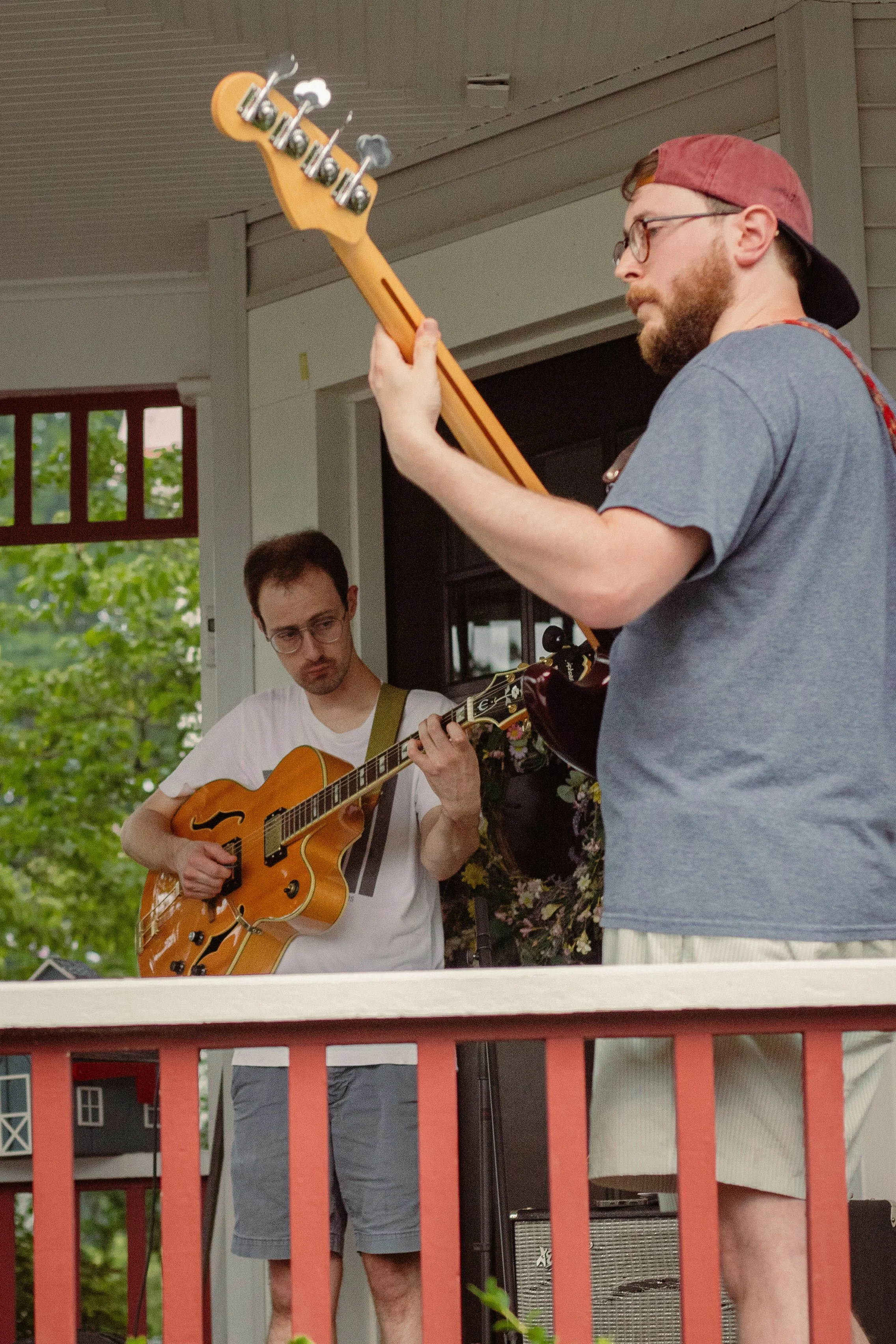 SlightHaloPorchSession-70.jpg