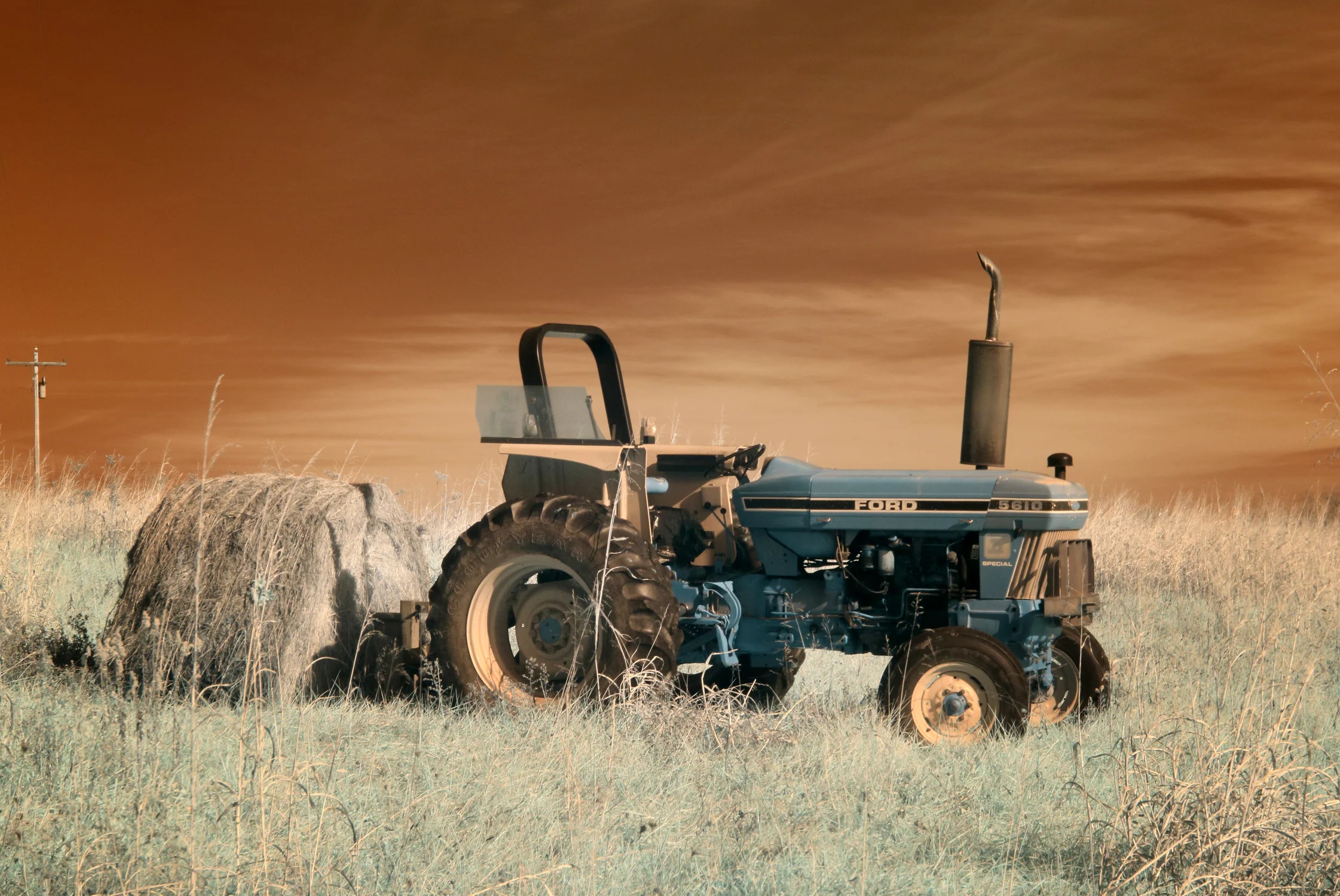 tractor13x19-300dpi.jpg