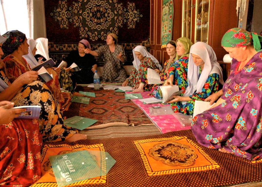  Women from the community meeting to discuss the Chornya Kassa program 