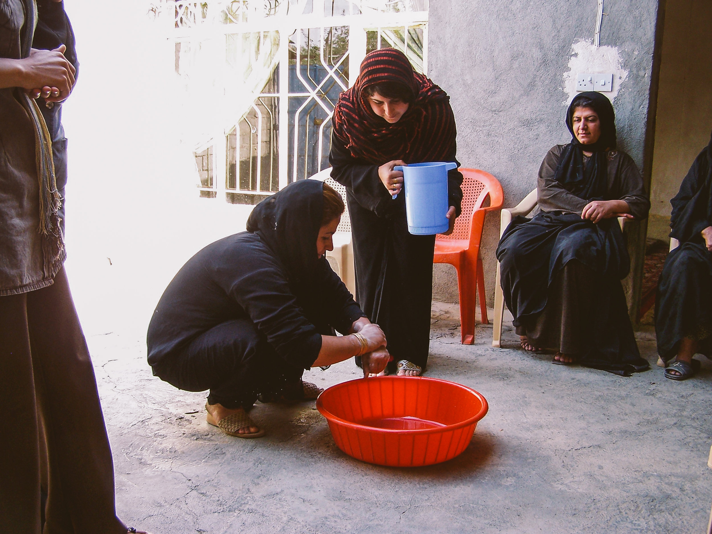  Learning about hand washing practices 