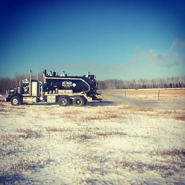 It&rsquo;s a nice day to do some land spreading! #drillingmud #albertaoilfield #northernalberta #attackoilfield