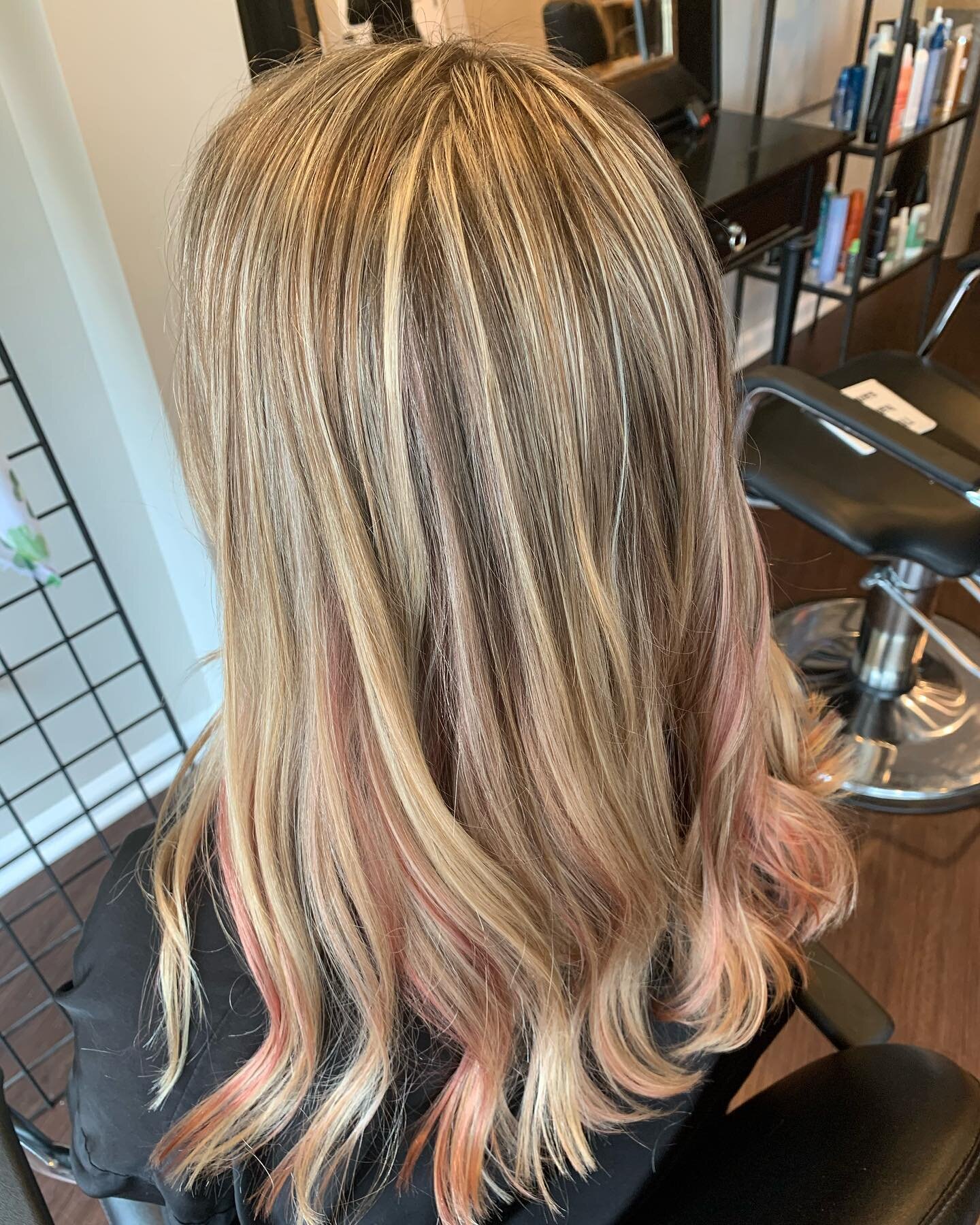 Cool blonde highlights with a touch of Nudist Pink Color Create