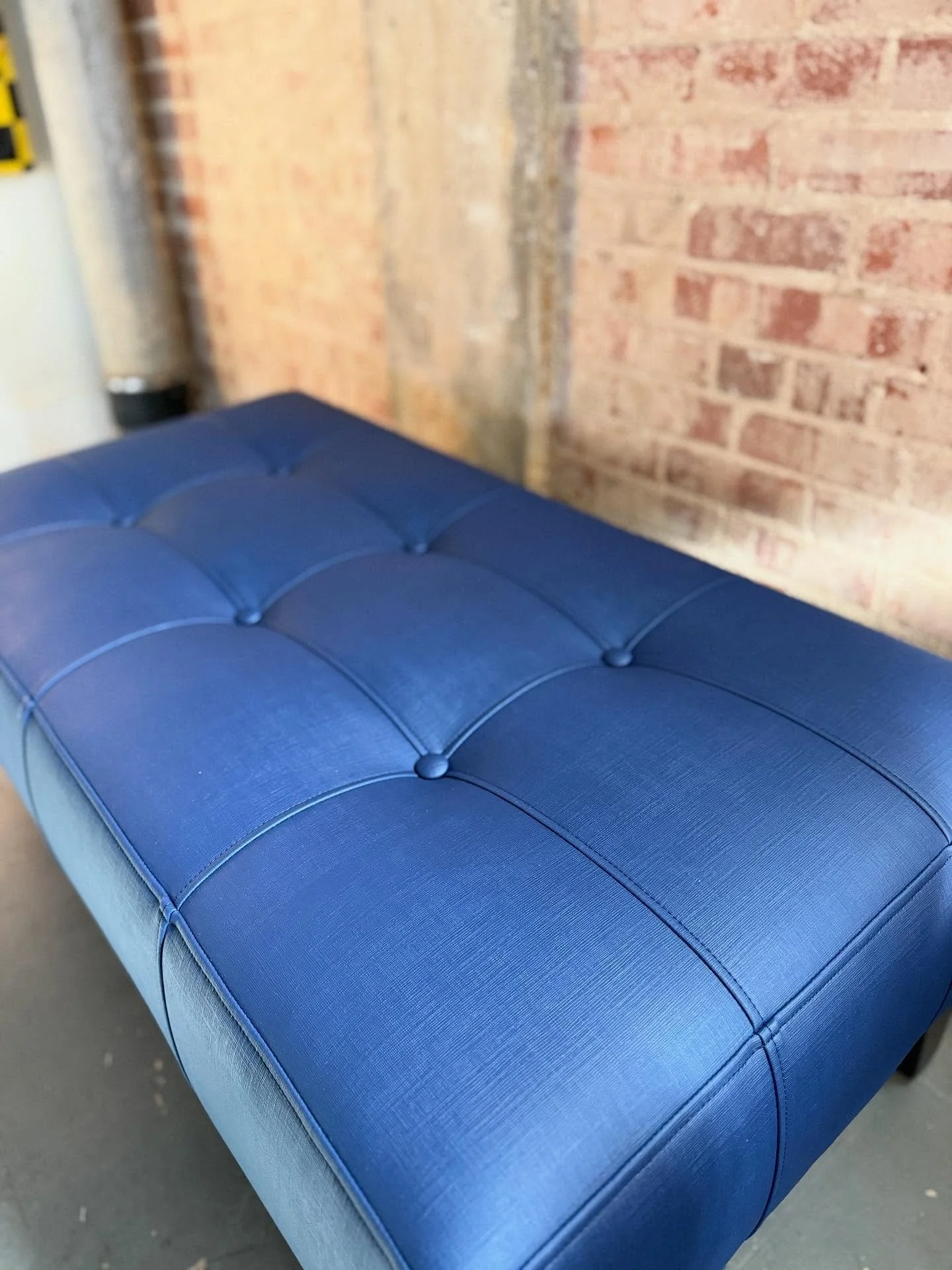 &lsquo;Tis the season to kick your feet up &amp; be with the ones you love. I got this ottoman done just in time for Turkey Day. 

Swipe &mdash;&gt; to see the before! I made edits to this ottoman by changing the top stitch style &amp; making the sha