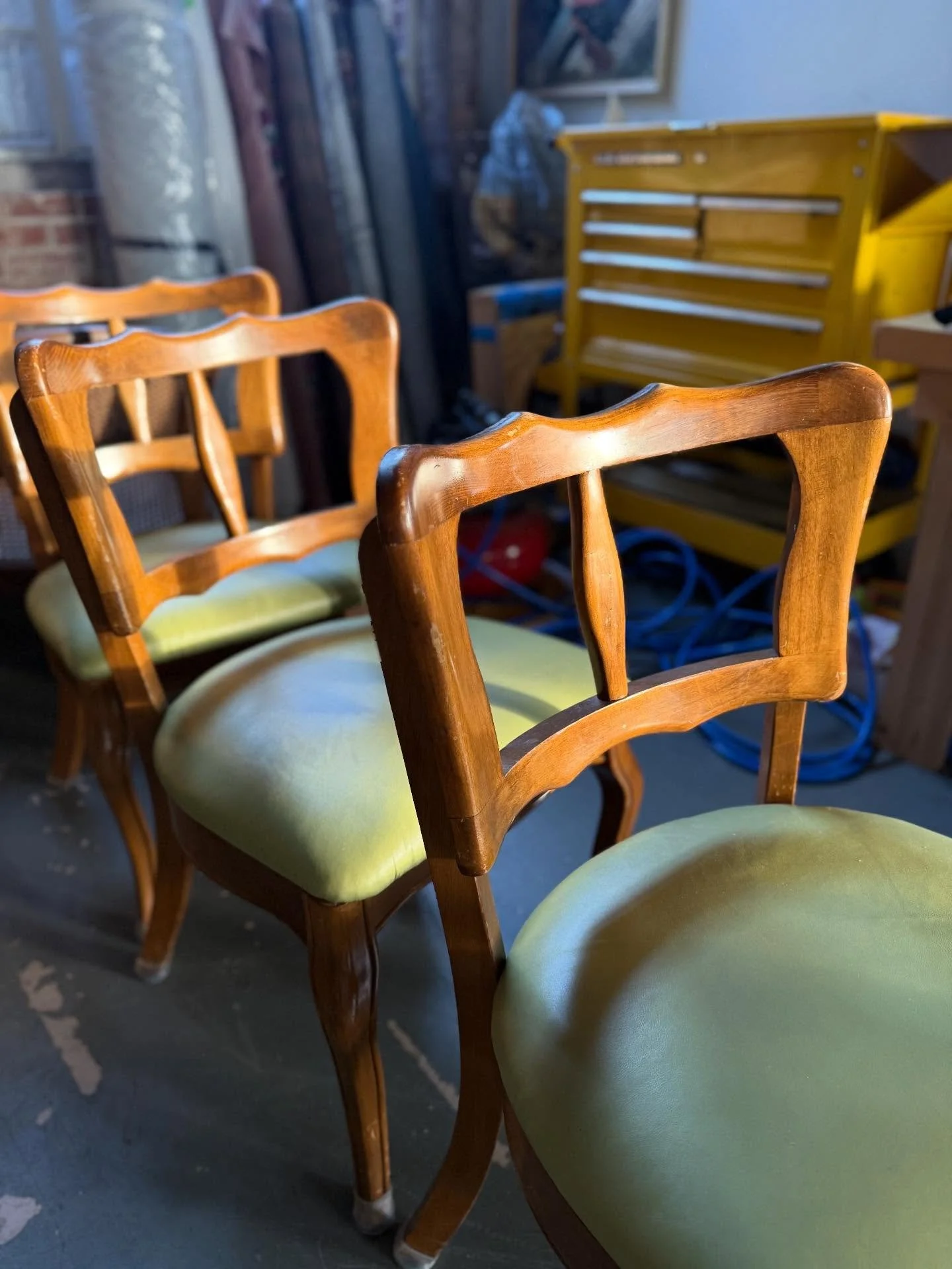 🍏New foam &amp; Granny Smith leather🍏

Swipe &mdash;> to see the before