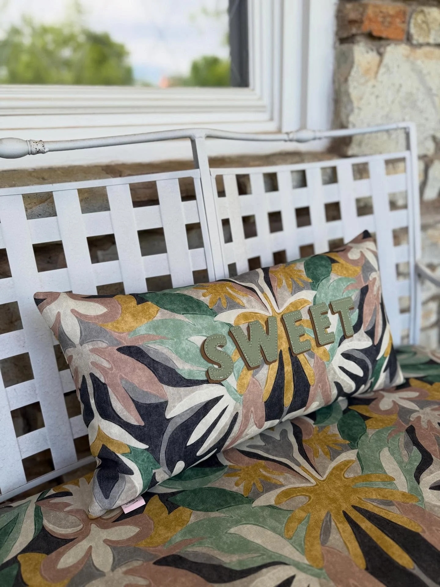 &amp; you know what else is sweet other this client&rsquo;s last name?? That patio weather is upon us! ☀️🌷

Do you have patio cushions that need a refresh? Need custom cushions made? Email me! 

Project for @thrownokc!