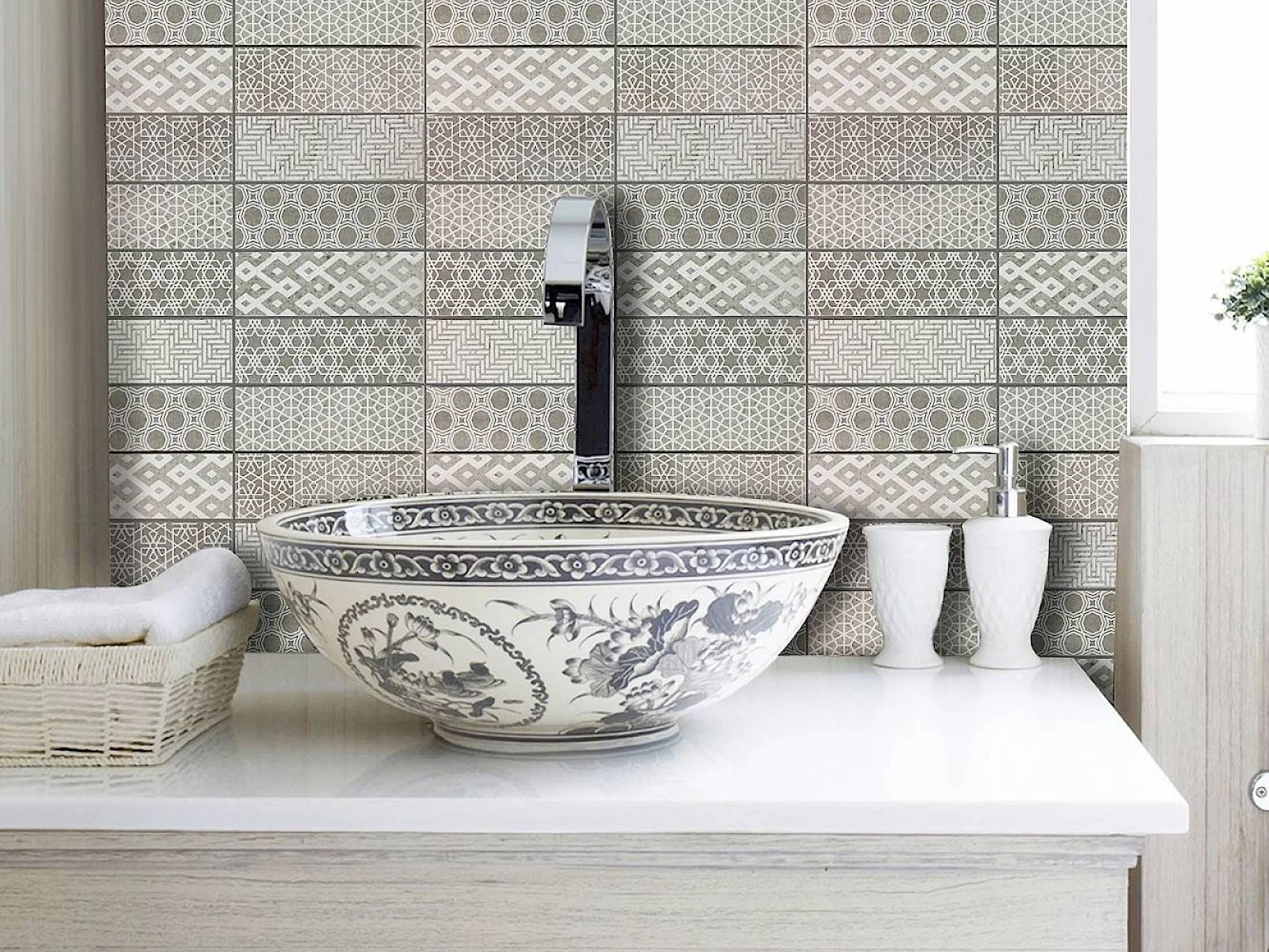 seamless-tile.-desktop_large.jpg